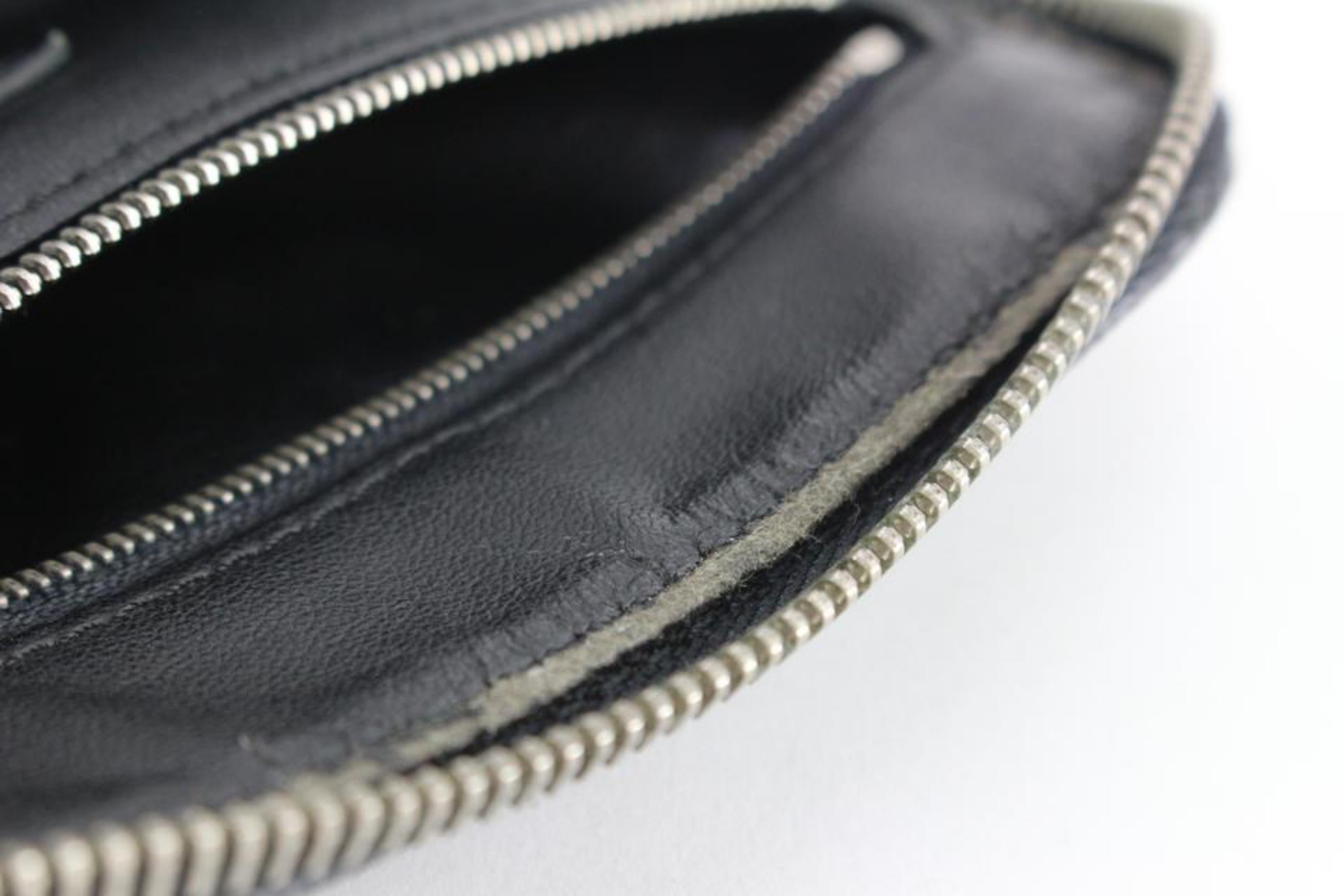 Louis Vuitton Damier Graphite Toiletry Pouch Dopp Kit 2JLV105 In Excellent Condition In Dix hills, NY