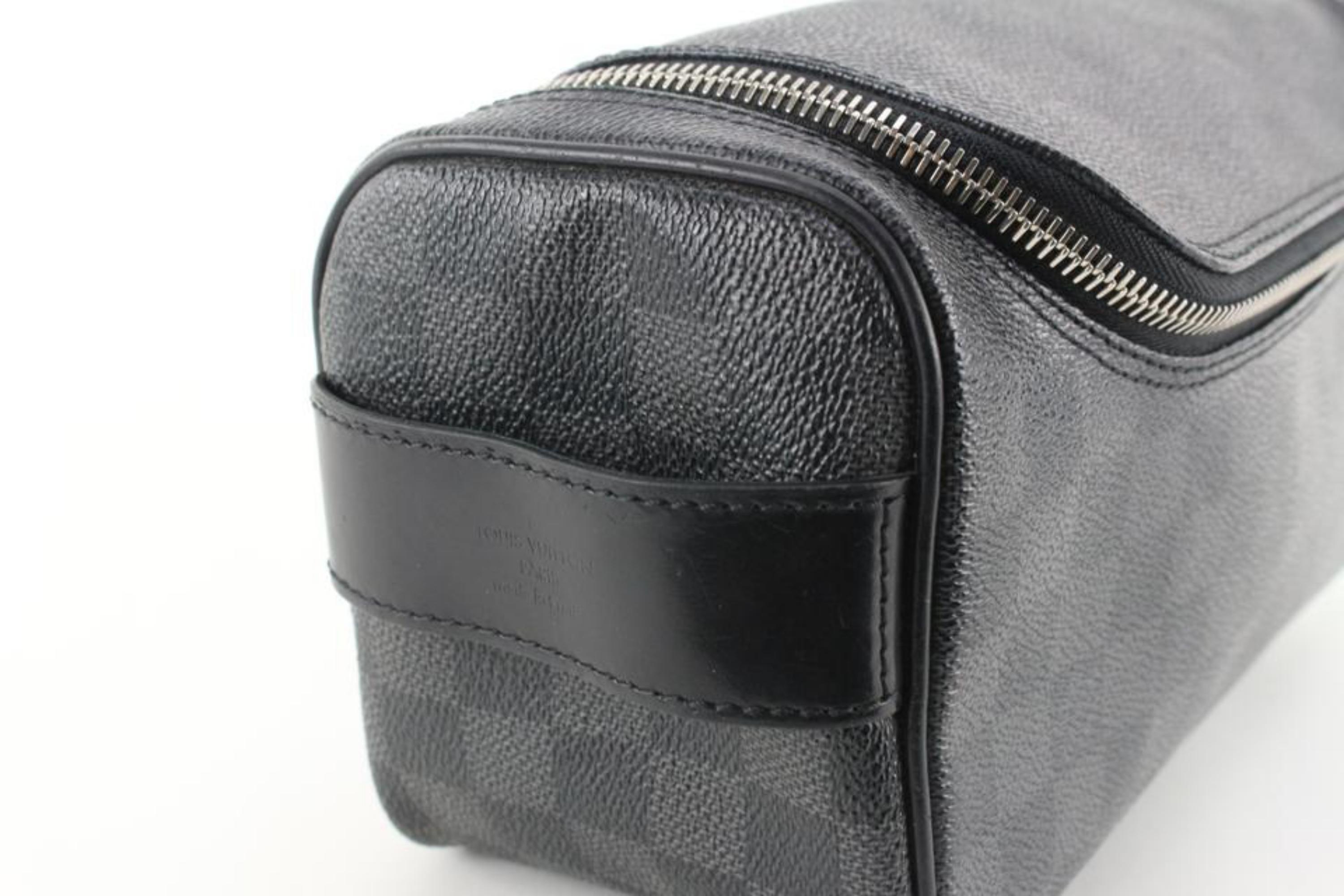 Gray Louis Vuitton Damier Graphite Toiletry Pouch Dopp Kit 87lk819s
