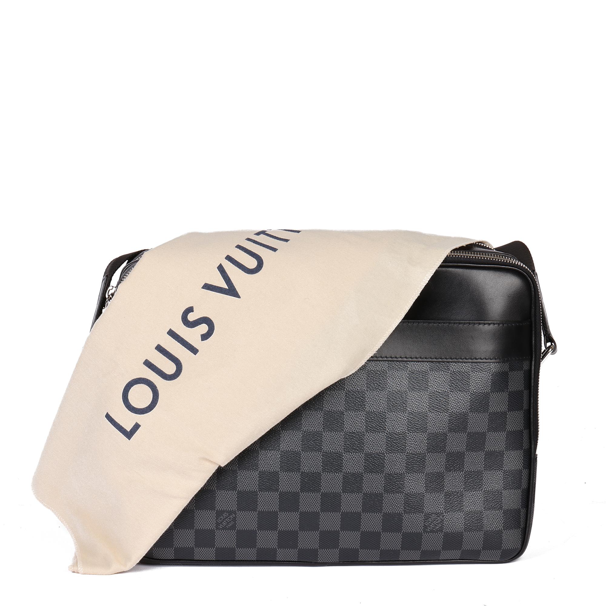 LOUIS VUITTON Damier Graphite Trocadero Messenger PM 4
