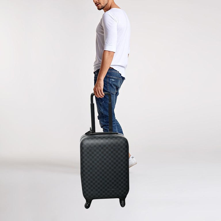 Louis Vuitton Damier Cobalt Zephyr Rolling Luggage Trolley Suitcase  26lz531s For Sale at 1stDibs