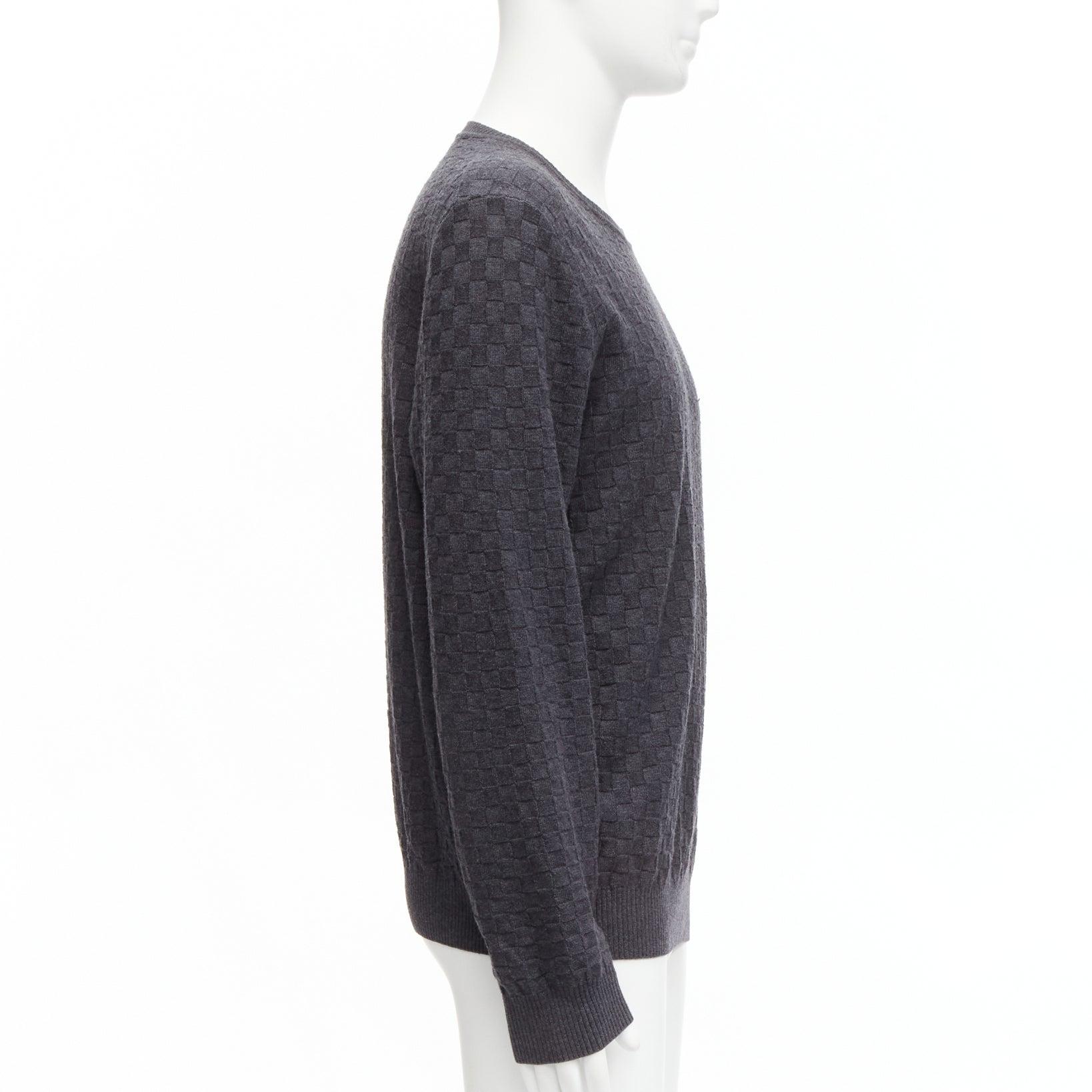 LOUIS VUITTON Damier gris laine coton carreaux LV cuir patch pull L Excellent état - En vente à Hong Kong, NT