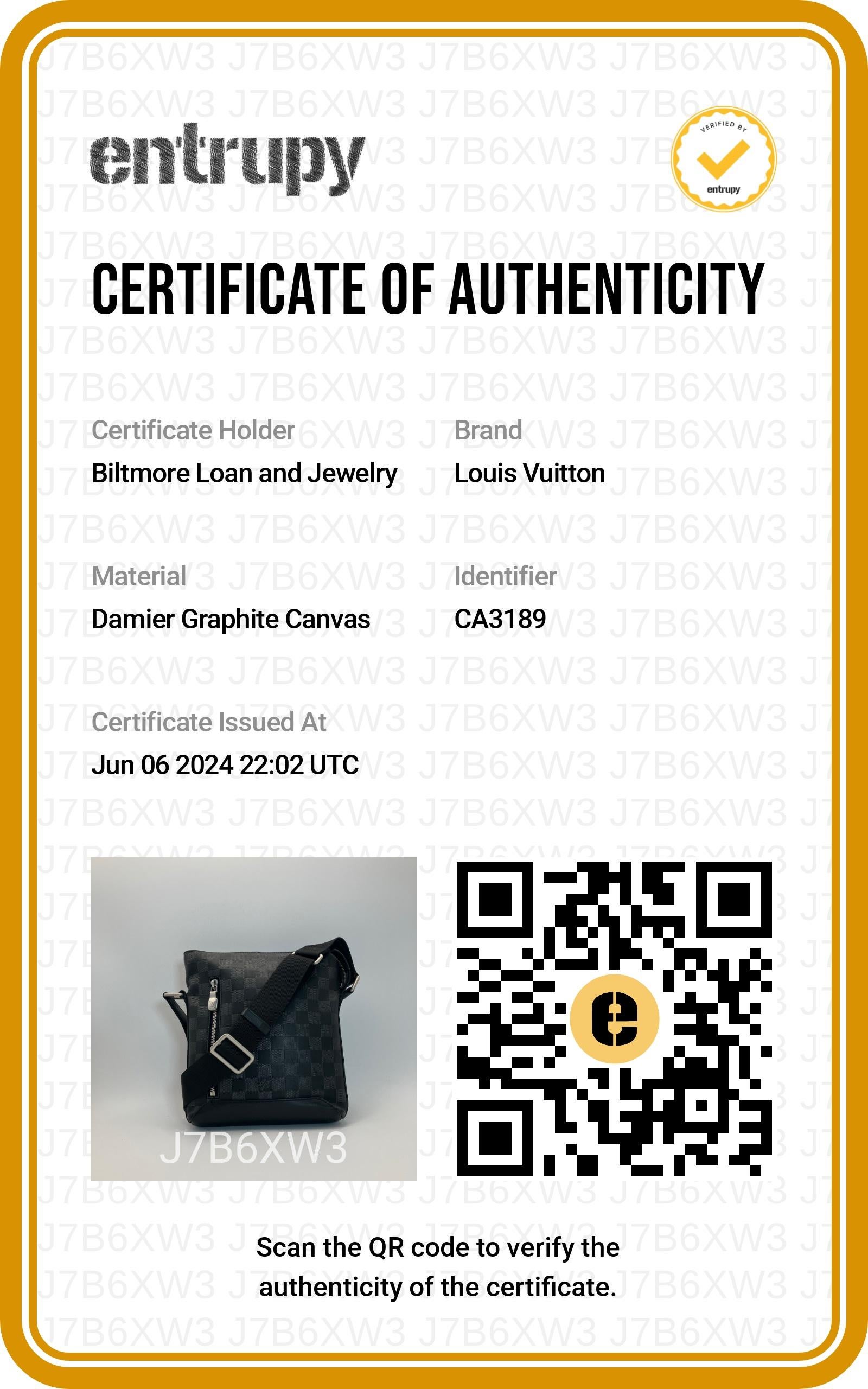 Louis Vuitton Damier Infini Discovery BB Messenger Onyx Bag_ For Sale 3
