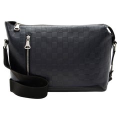 Louis Vuitton Damier Infini Discovery PM Messenger