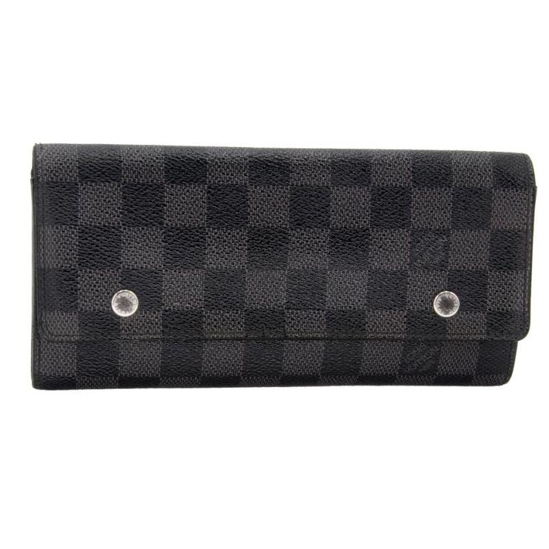 Portafoglio Louis Vuitton Damier Long Gm Graphite con doppia chiusura a scatto LV-W0930P-0383

Questo portafoglio Louis Vuitton Damier Graphite Canvas a doppia chiusura è il modo più elegante per organizzare i tuoi oggetti essenziali come banconote,