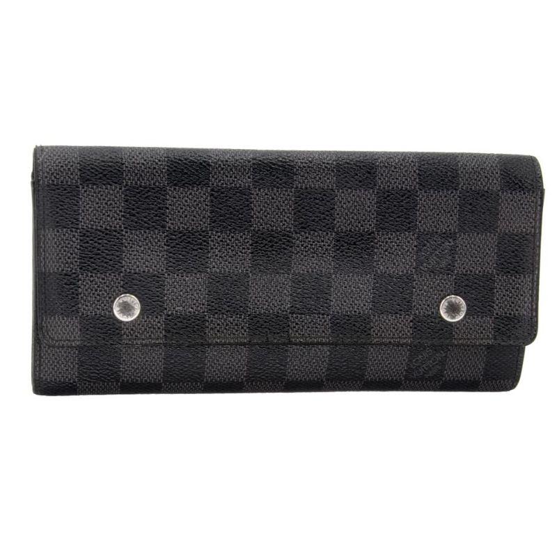 Louis Vuitton Damier Long Gm Graphite Double Snap Portefeuille Wallet LV-W0930P-0383

This Louis Vuitton Damier Graphite Canvas Double Snap Wallet is the most elegant way to organize your essentials like your bills, currency, credit cards and plenty