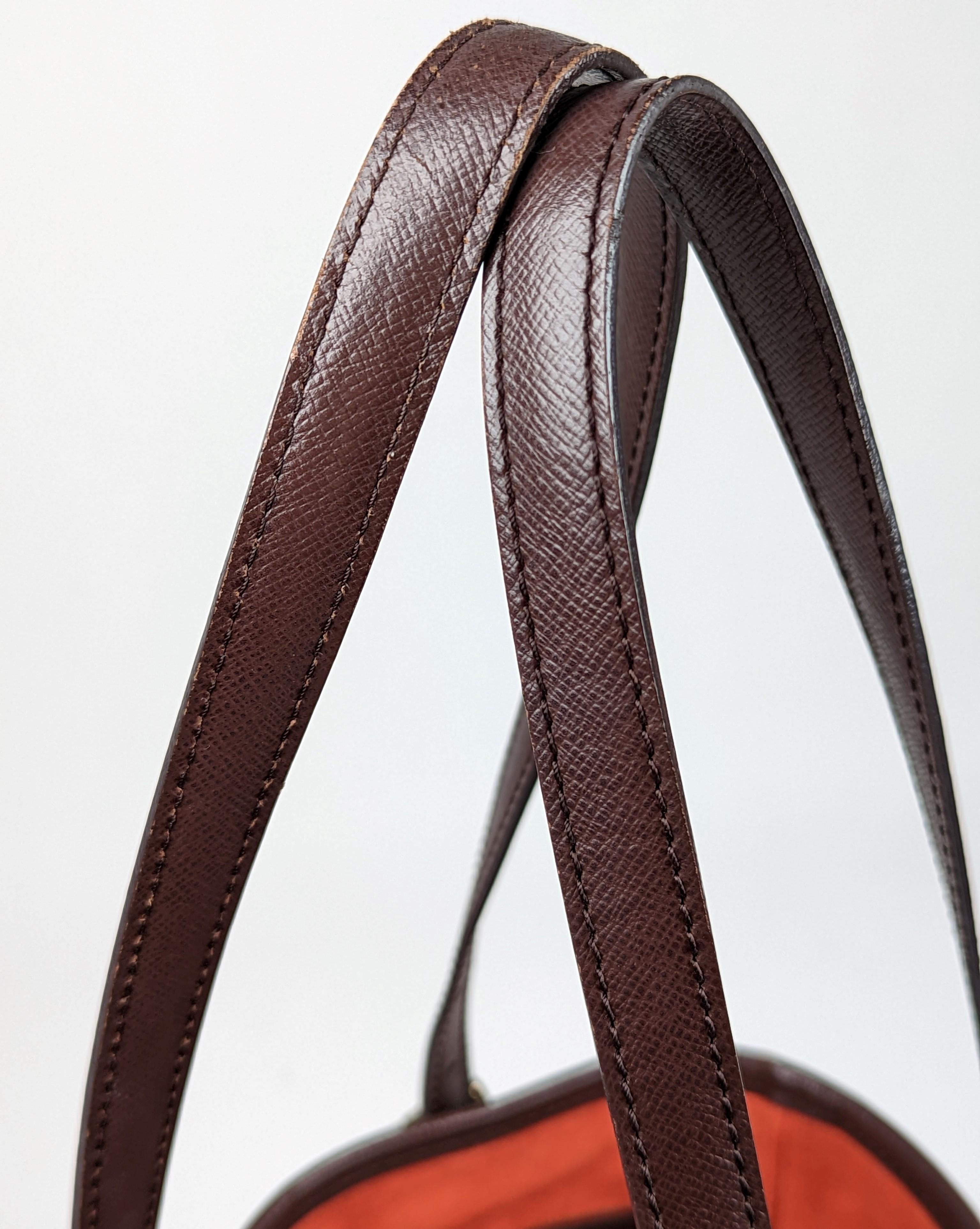 Louis Vuitton Damier Marais Bucket Bag in Leather 1