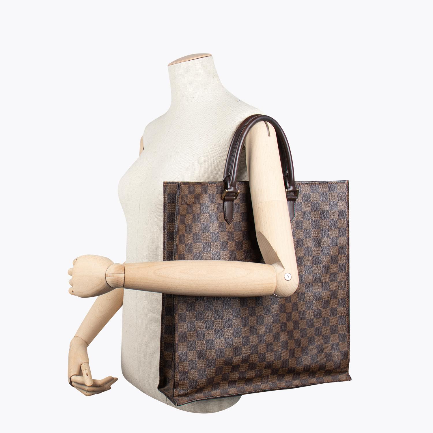 Women's Louis Vuitton Damier Sac Plat Bag