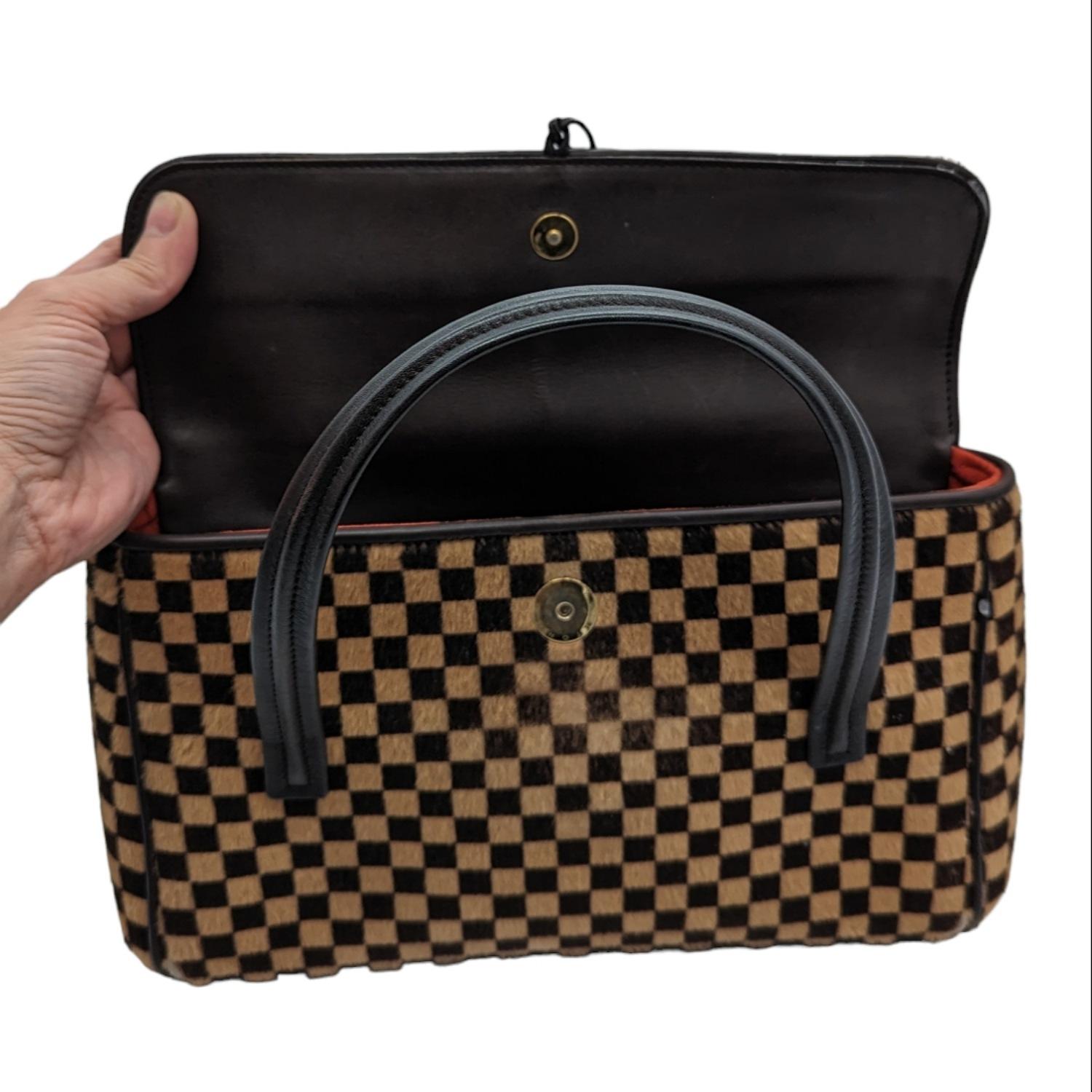 Louis Vuitton Damier Sauvage Lionne Handbag For Sale 2
