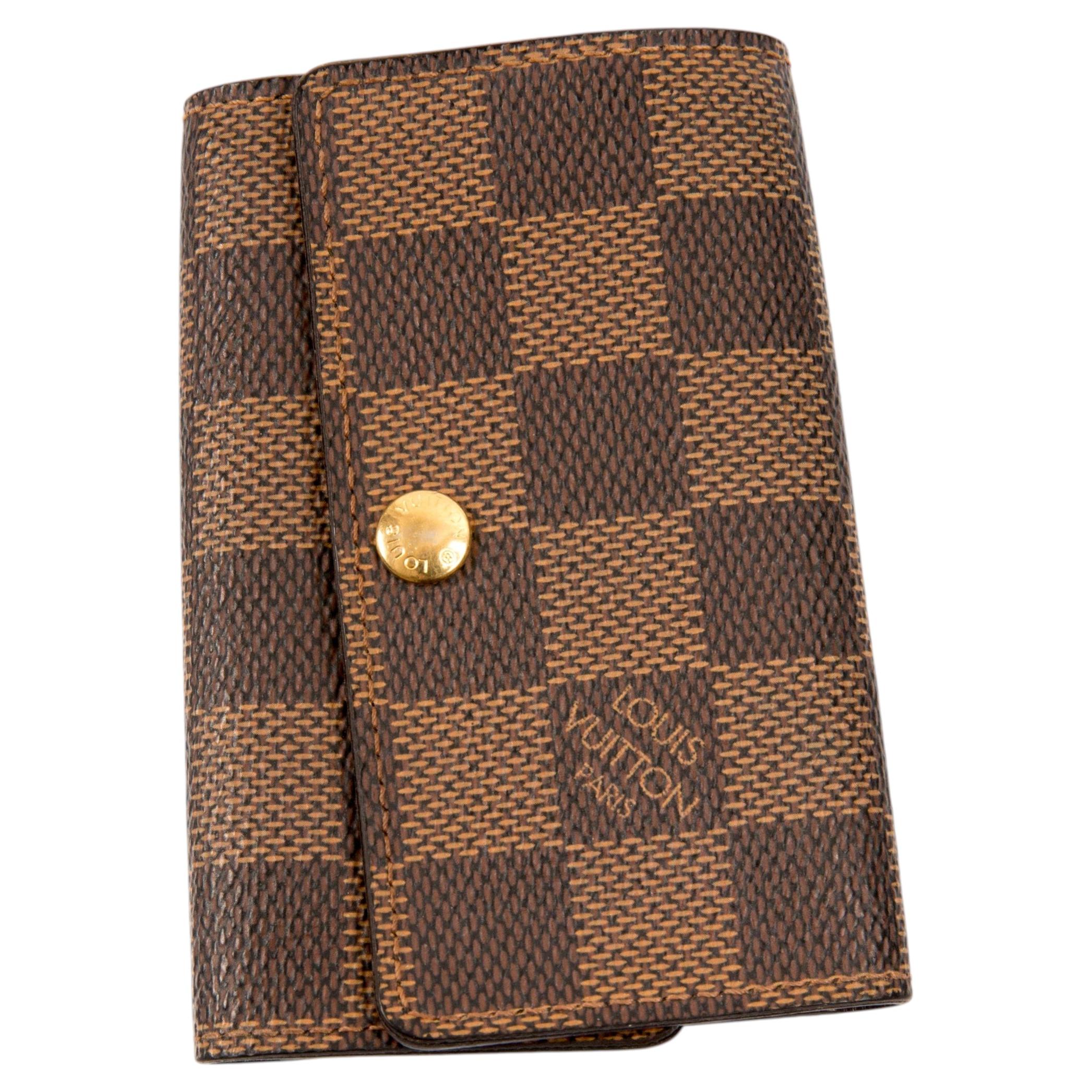Portachiavi Louis Vuitton Damier a tre ante con sei ganci