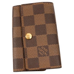 Portachiavi Louis Vuitton Damier a tre ante con sei ganci