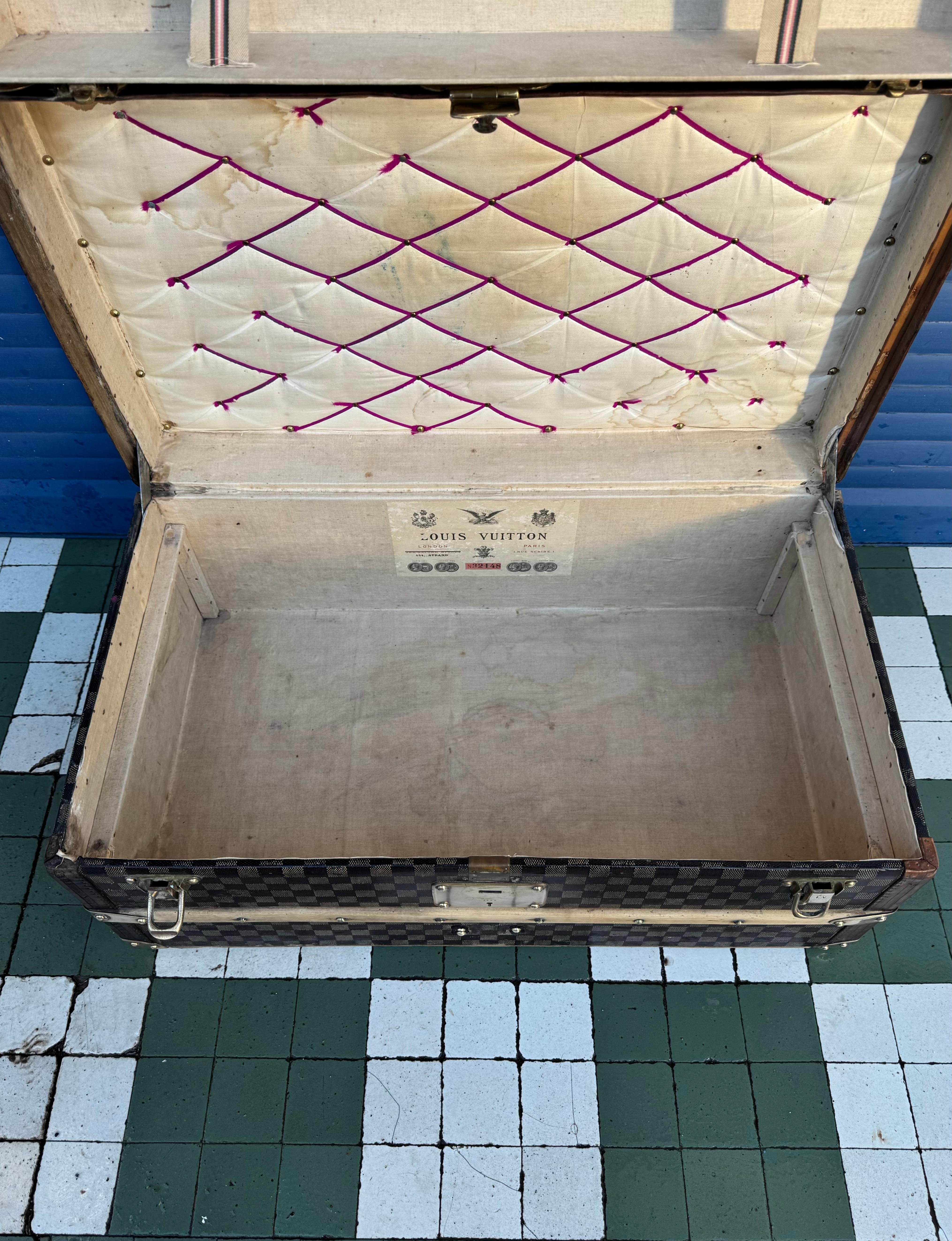 Louis Vuitton Damier Travel Trunk 1889 im Angebot 7