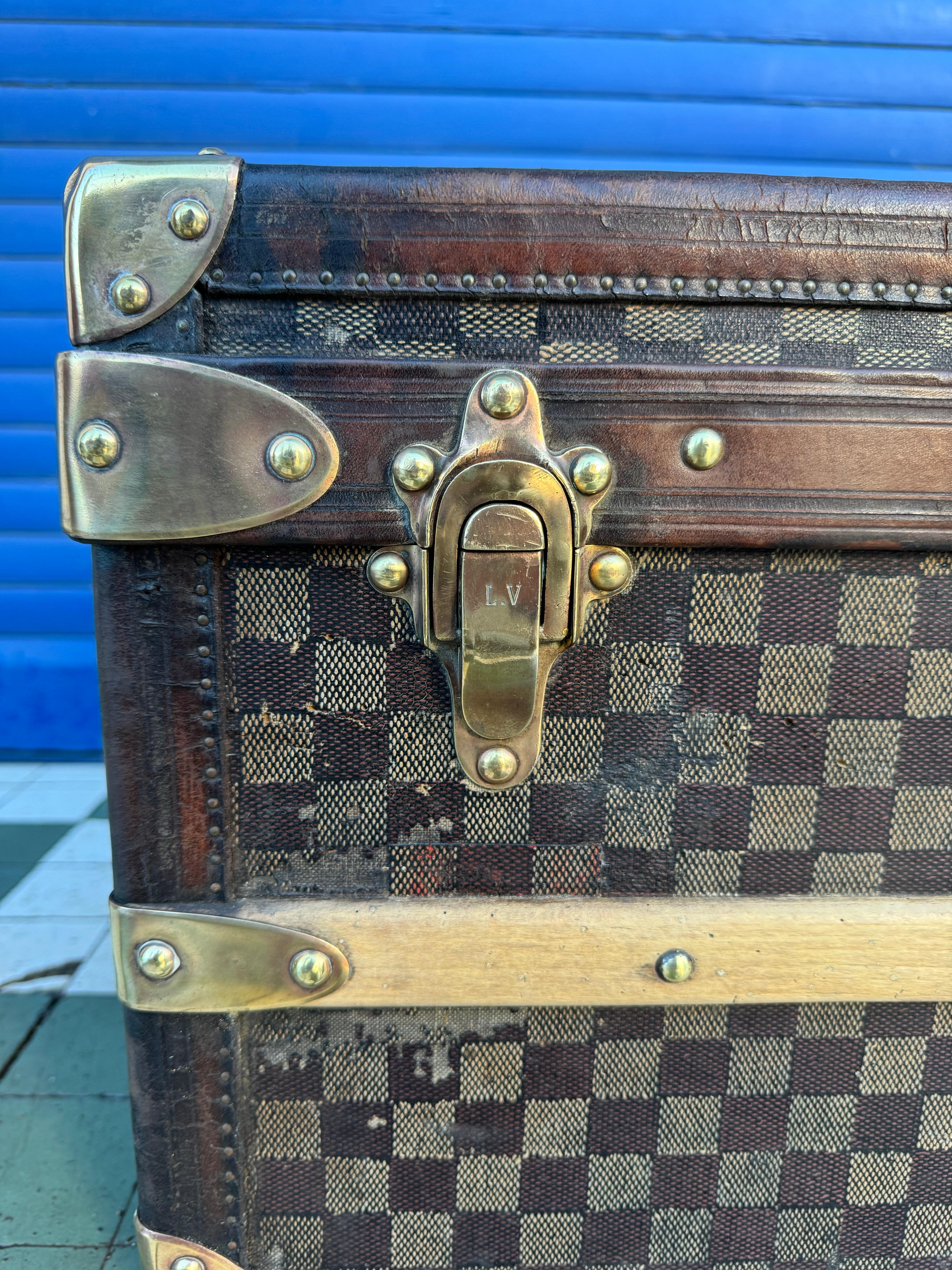 Louis Vuitton Damier Travel Trunk 1889 im Angebot 3