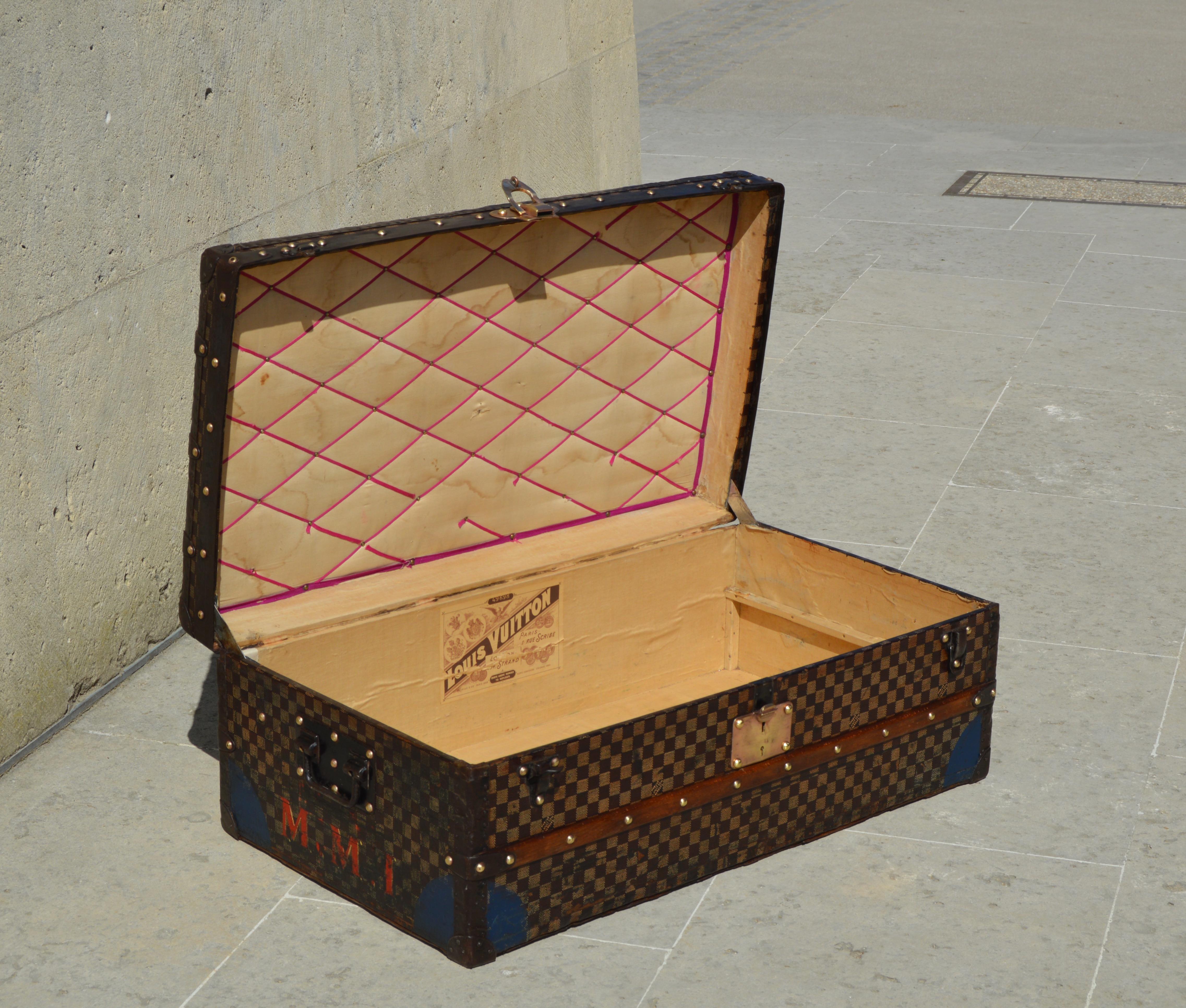 Louis Vuitton damier trunk c.1993 For Sale 1