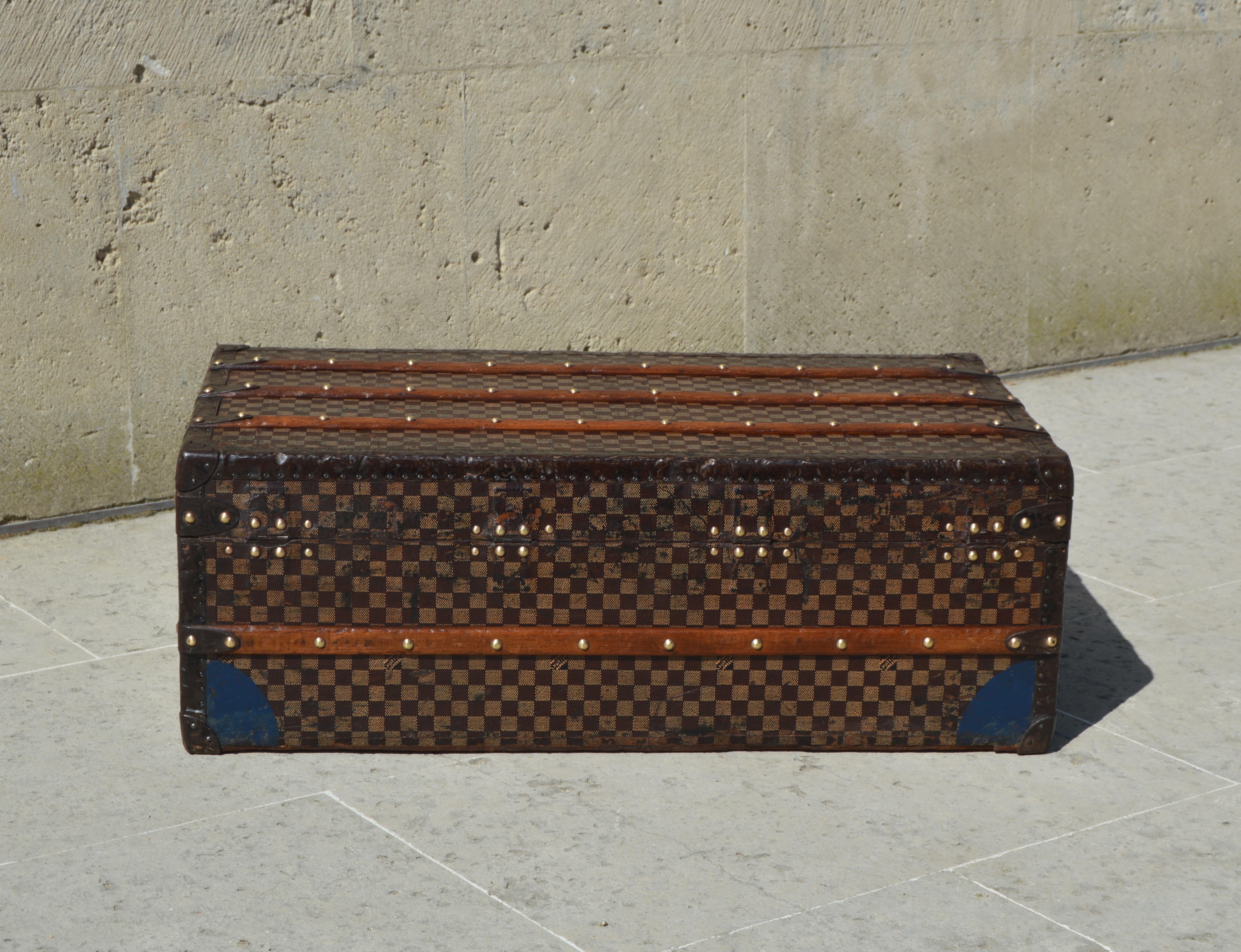 Louis Vuitton damier trunk c.1993 For Sale 3