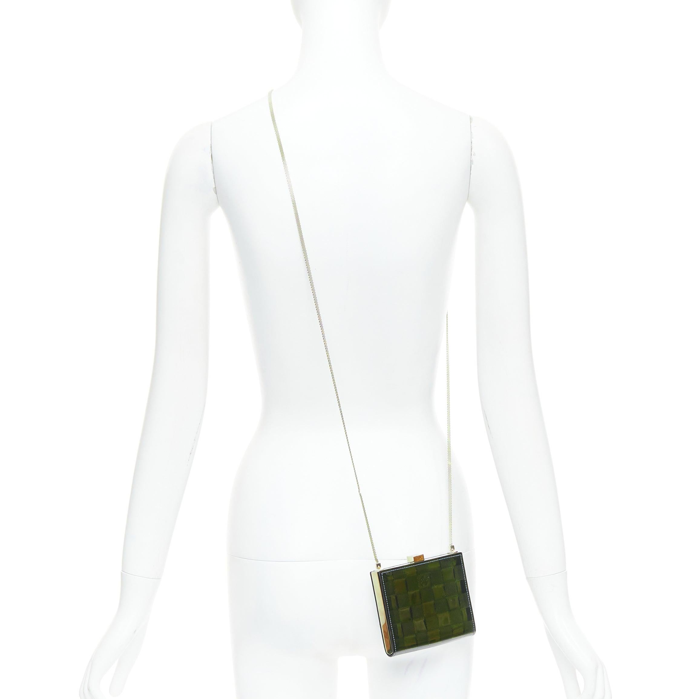 LOUIS VUITTON Damier Vernis Ange PM green patent LV crossbody bag
Reference: NKLL/A00434
Brand: Louis Vuitton
Model: Ange PM
Collection: Damier Vernis
Material: Patent Leather
Color: Green, Silver
Pattern: Checkered
Closure: Clasp
Lining: Blue