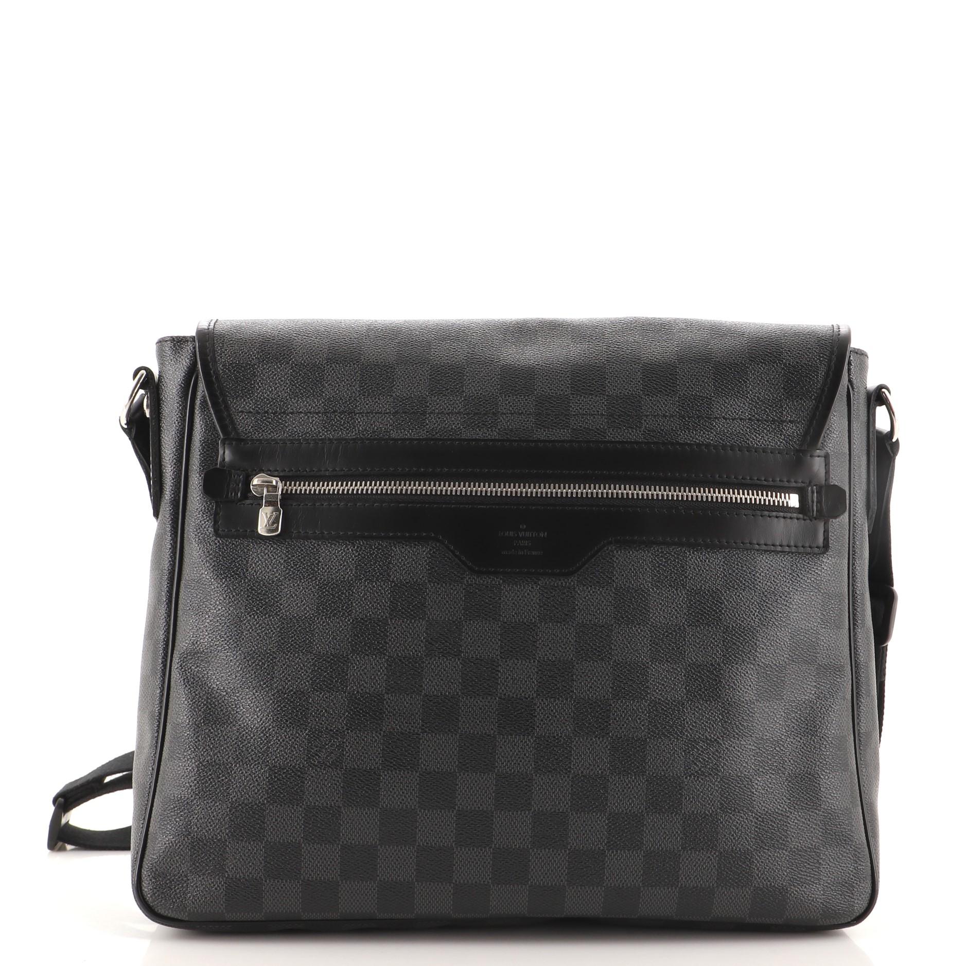 louis vuitton messenger crossbody bag