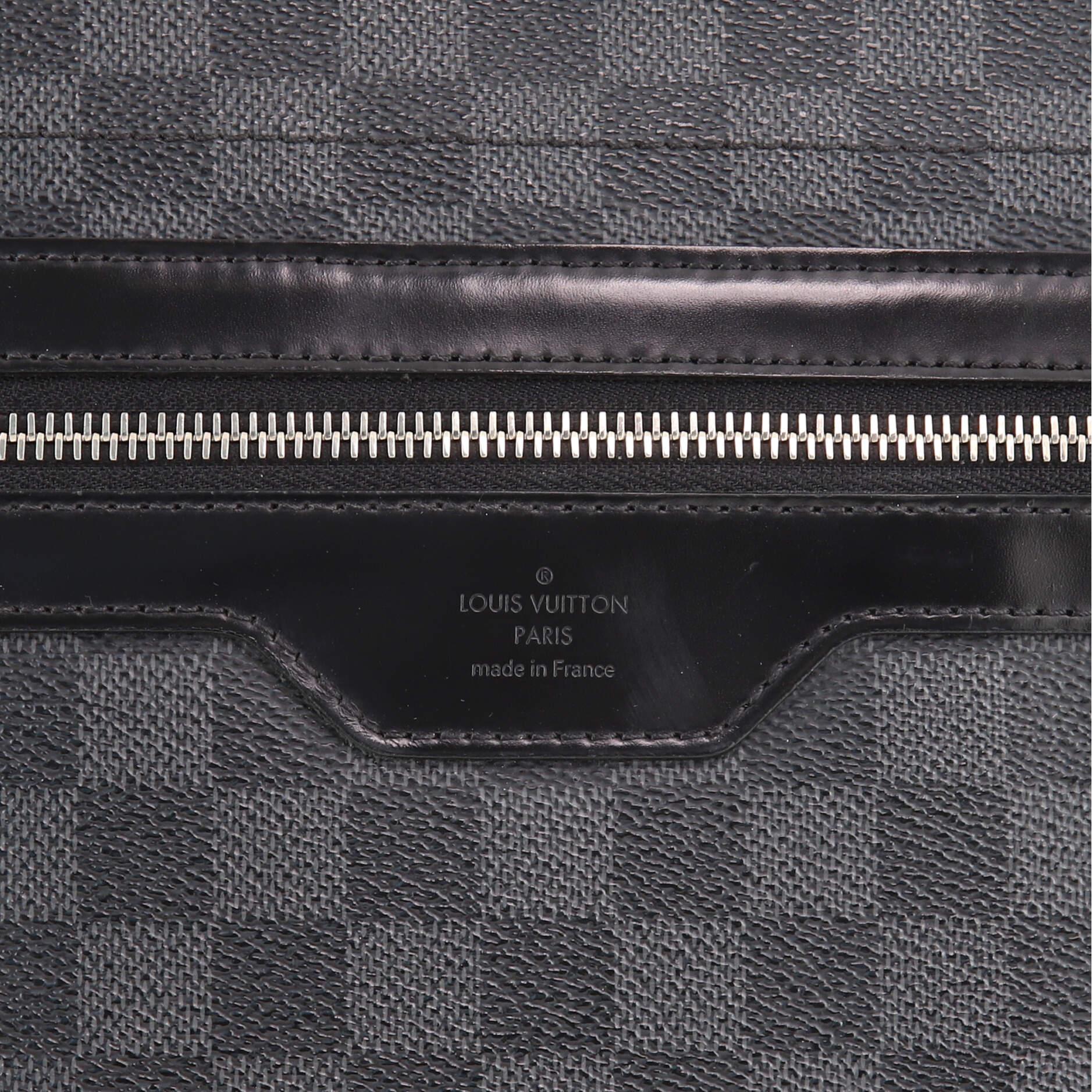 Louis Vuitton Daniel Messenger Bag Damier Graphite MM at 1stDibs