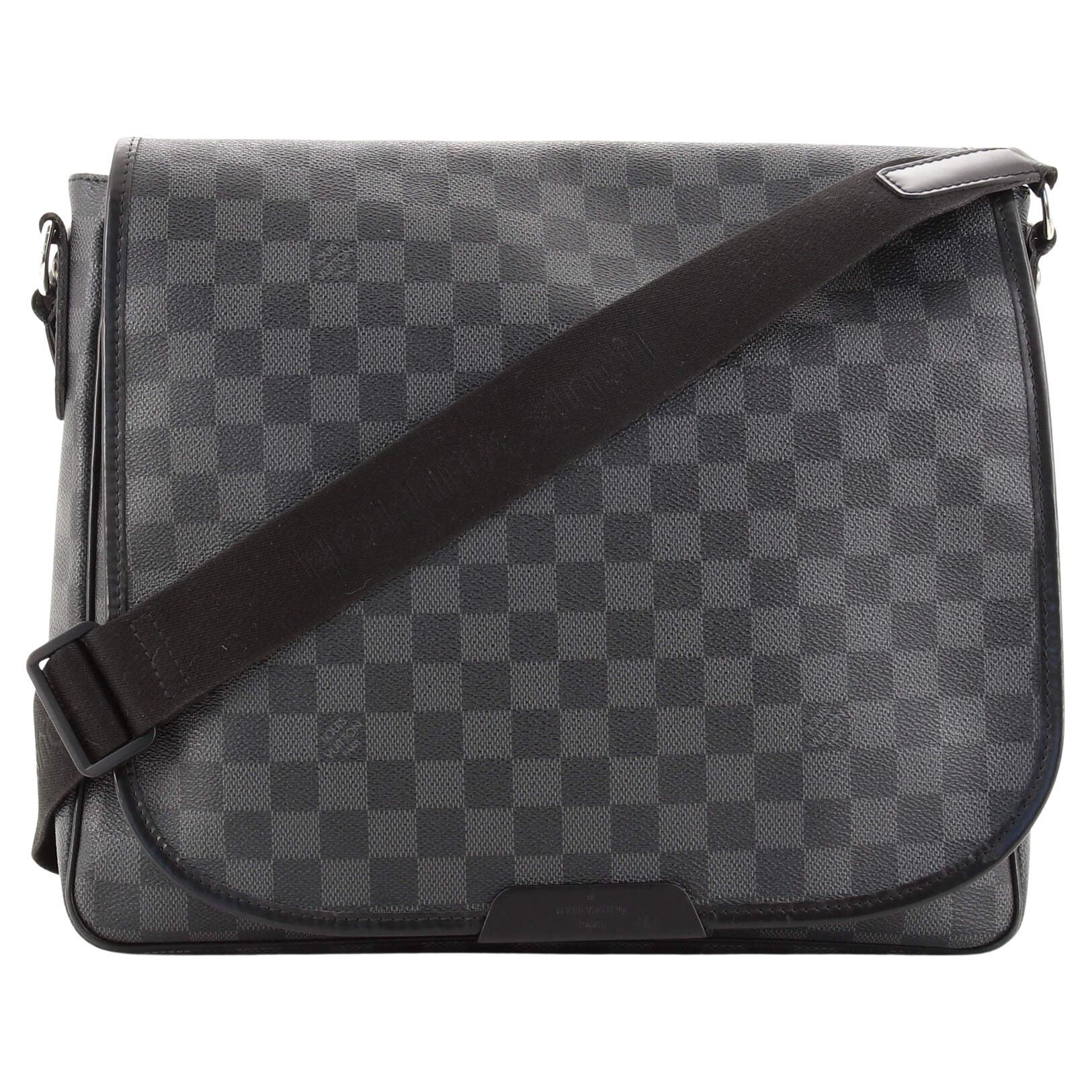 Louis Vuitton Daniel Messenger Bag Damier Graphite MM at 1stDibs