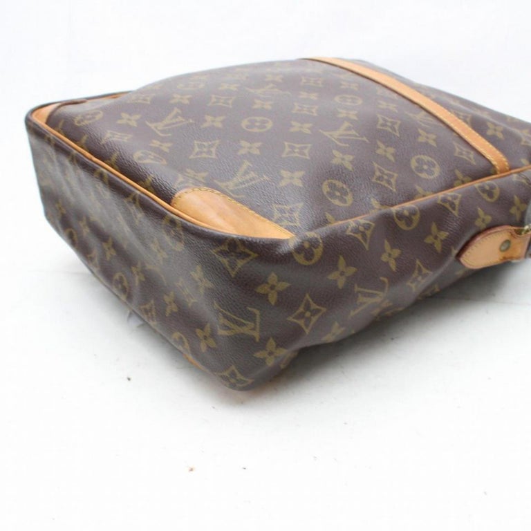 Louis Vuitton Danube Extra Large Gm 866716 Brown Coated Canvas Shoulder Bag For Sale at 1stdibs