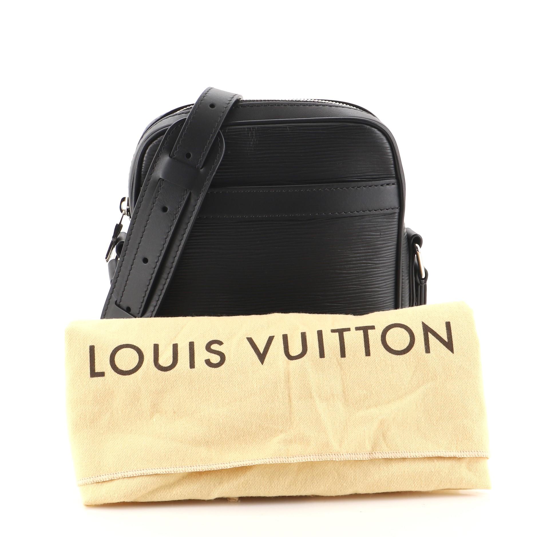 Louis Vuitton Damier Ebene Danube Crossbody Bag 4lv1018A For Sale at 1stDibs