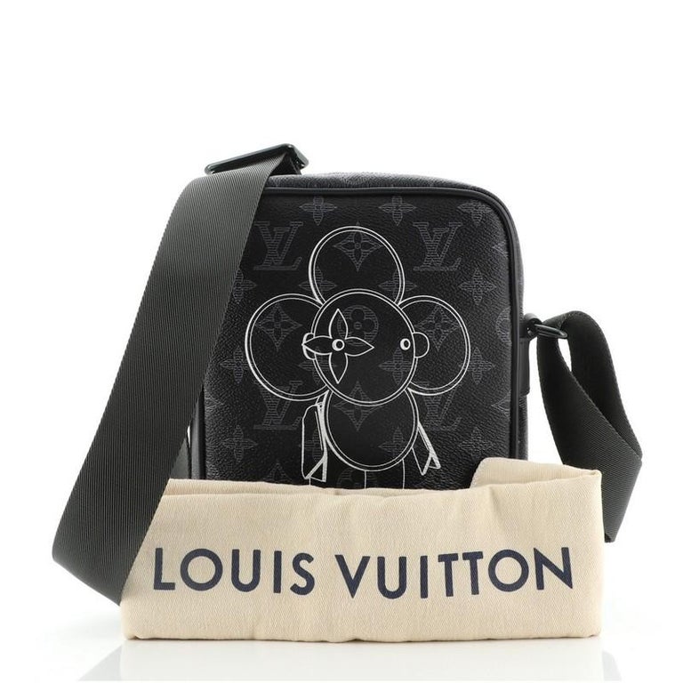 Louis Vuitton Flower Charms Danube Messenger Bag - Black Messenger Bags,  Bags - LOU788990