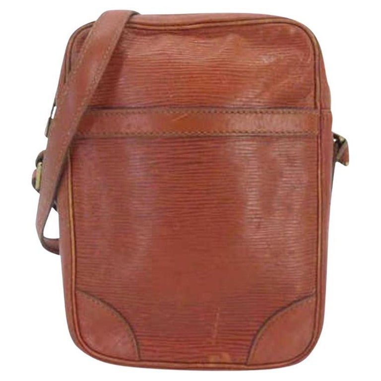 Louis Vuitton Danube Kenya 234370 Brown Epi Leather Cross Body Bag at  1stDibs