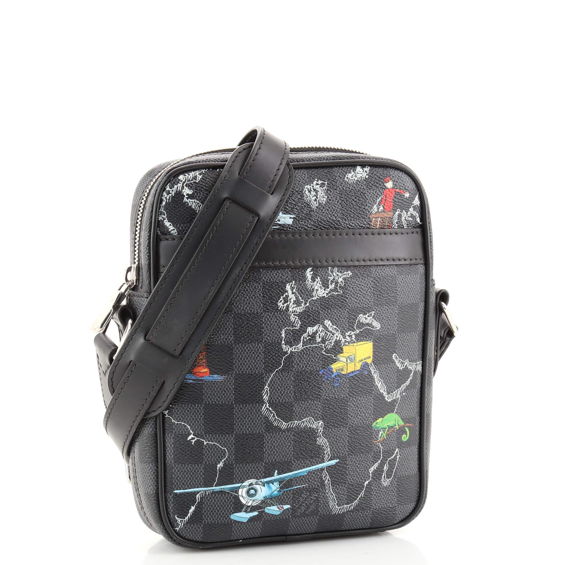 Louis Vuitton Damier Graphite Canvas World Map District Messenger Bag