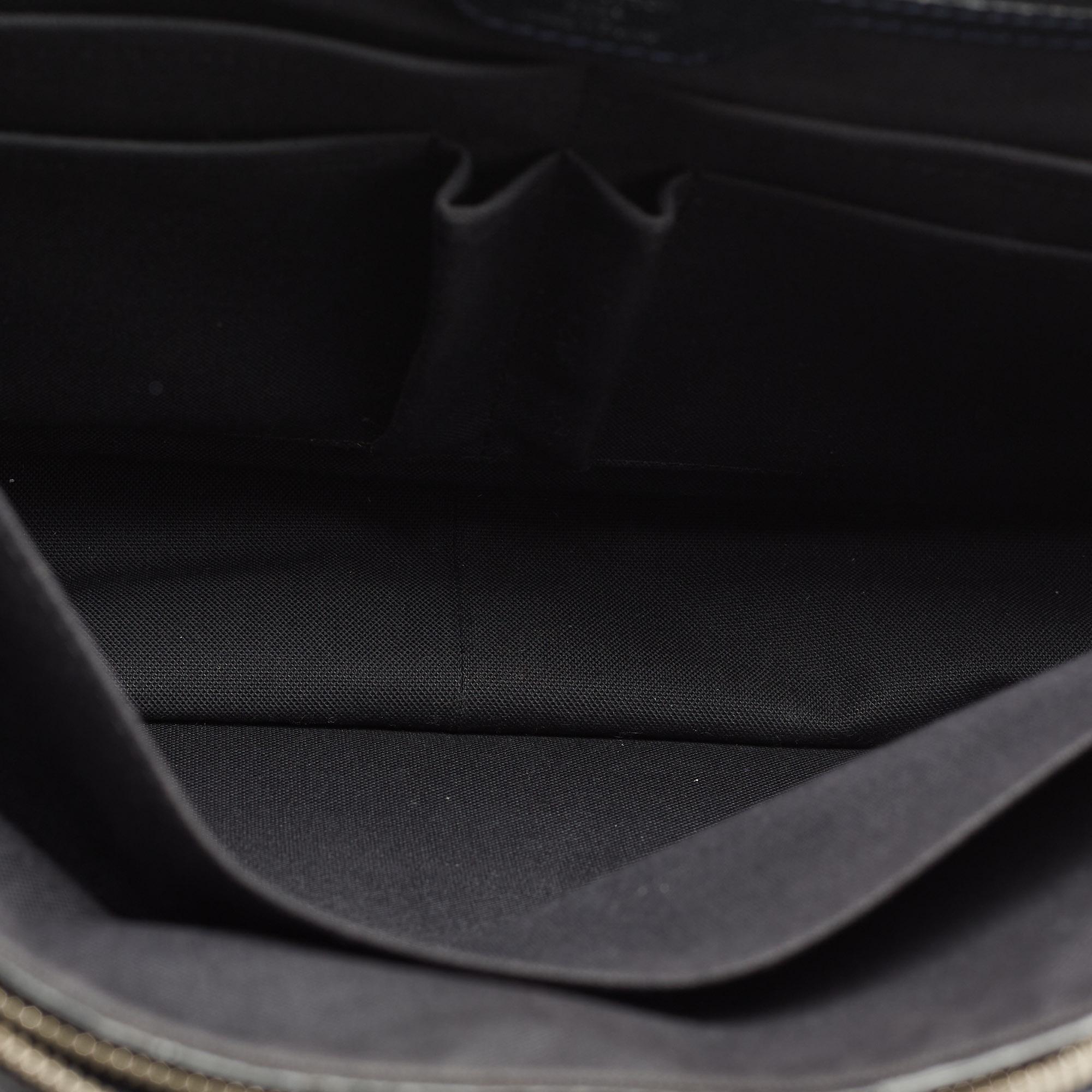 Louis Vuitton Dark Blue Taiga Leather Vassili GM Bag 3