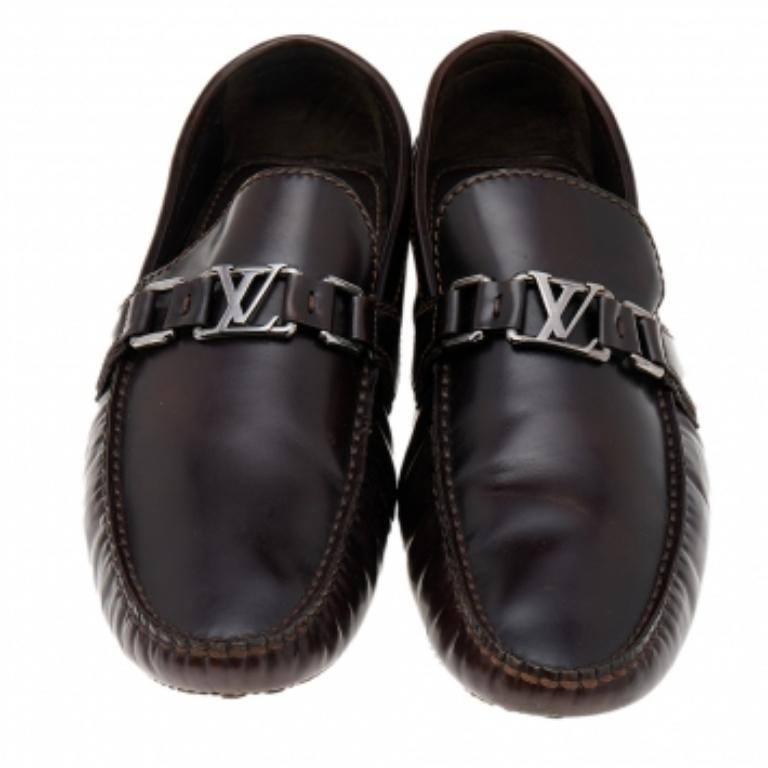 Louis Vuitton Dark Brown Leather Hockenheim Slip On Loafers Size 41 In Fair Condition In Dubai, Al Qouz 2