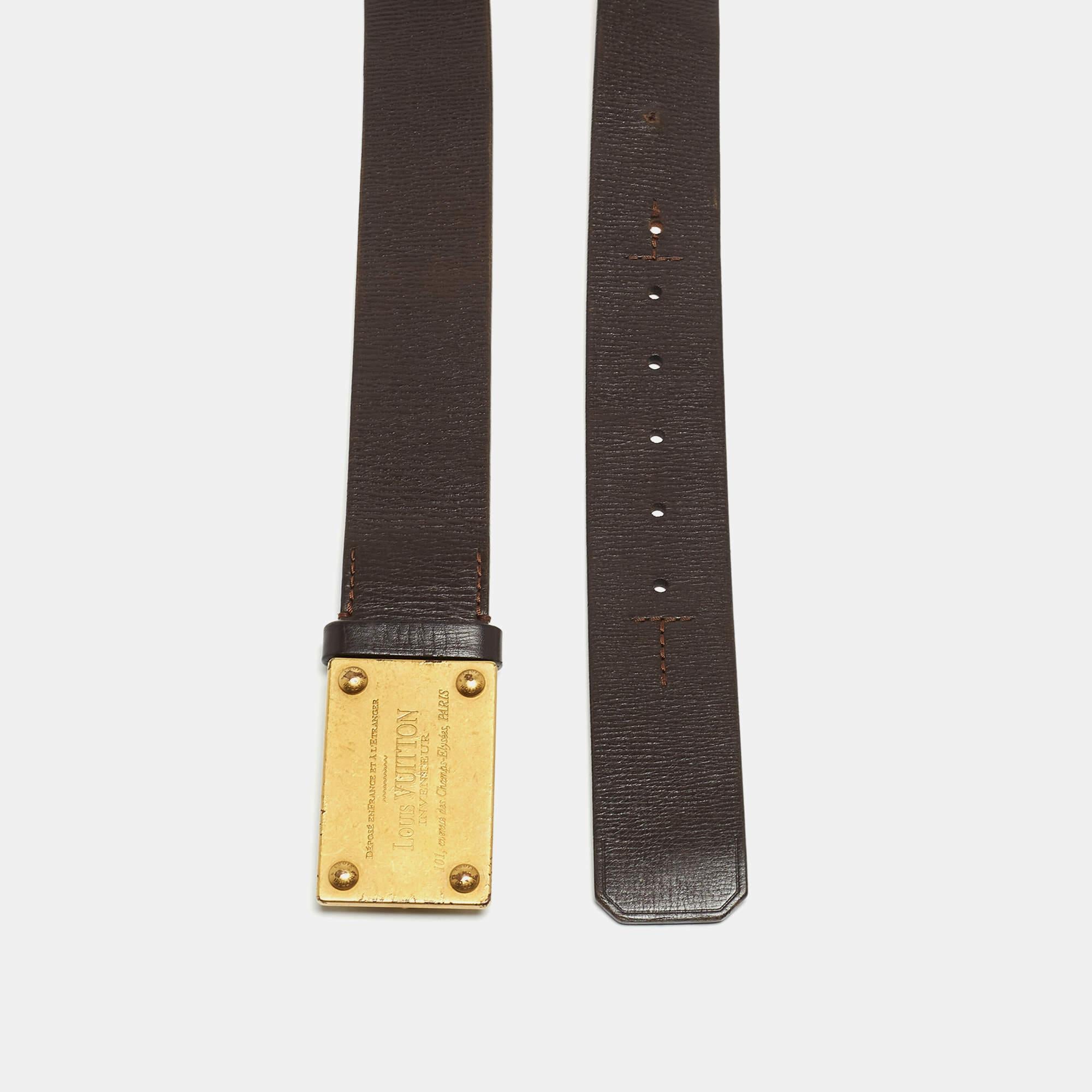 Louis Vuitton Dark Brown Leather Inventeur Belt 90CM In Good Condition For Sale In Dubai, Al Qouz 2