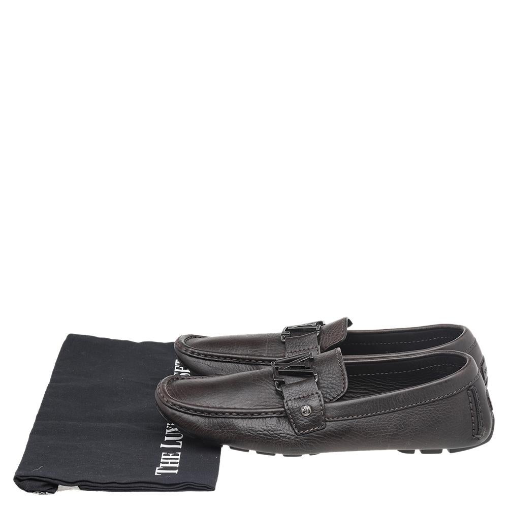 Louis Vuitton Dark Brown Leather Monte Carlo Slip On Loafers Size 41.5 In Good Condition In Dubai, Al Qouz 2