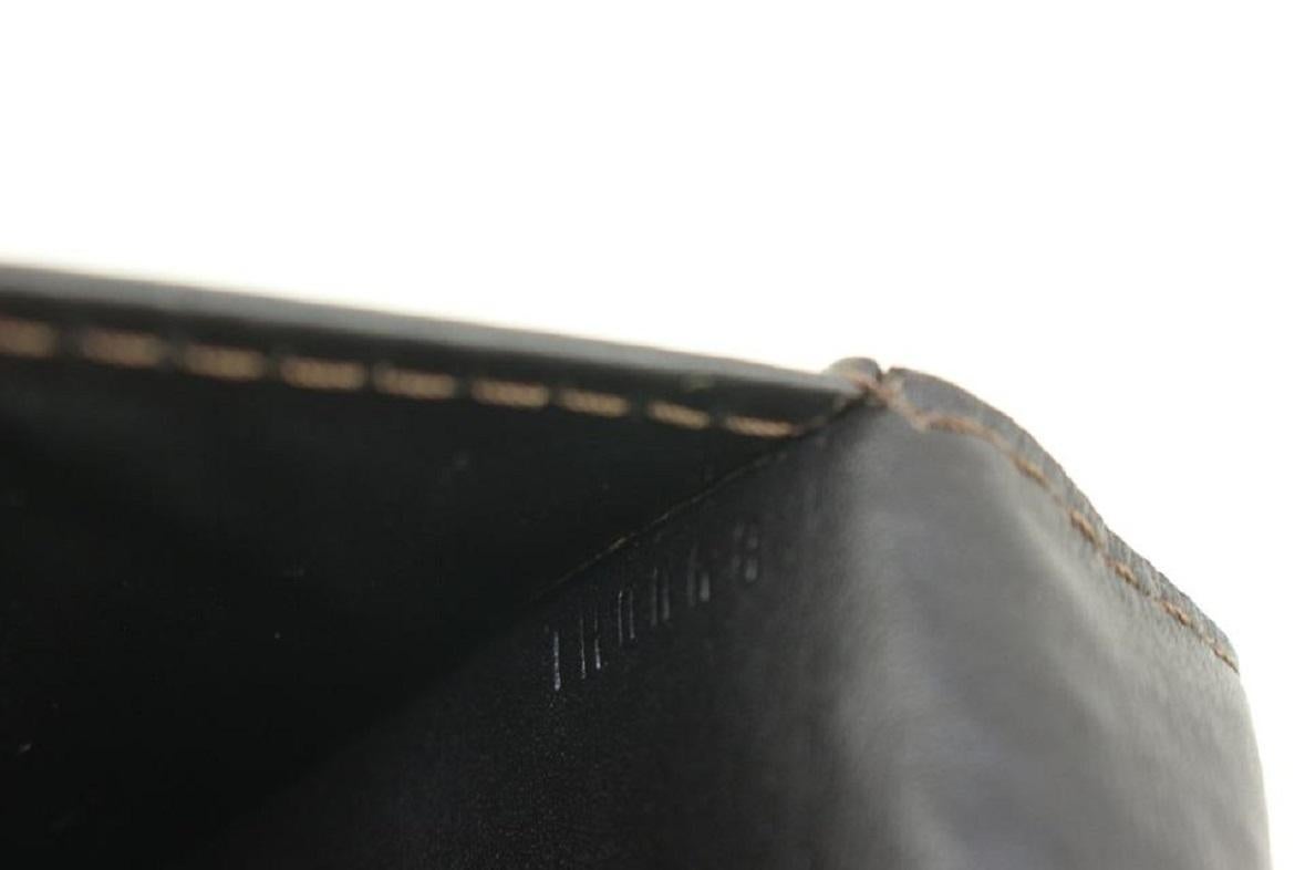 Louis Vuitton Dark Brown Utah Leather Brazza Long Card Holder Wallet 916lv84 In Good Condition In Dix hills, NY