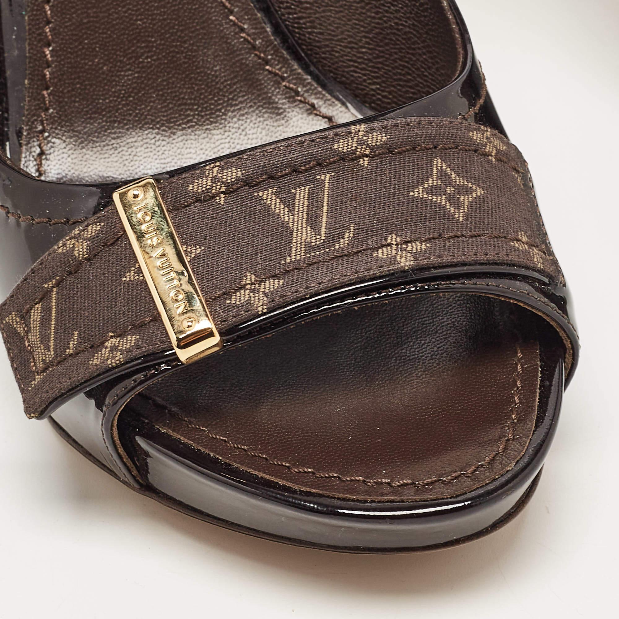 Louis Vuitton Dark Burgundy Patent Leather Open Toe Pumps Size 37.5 For Sale 4