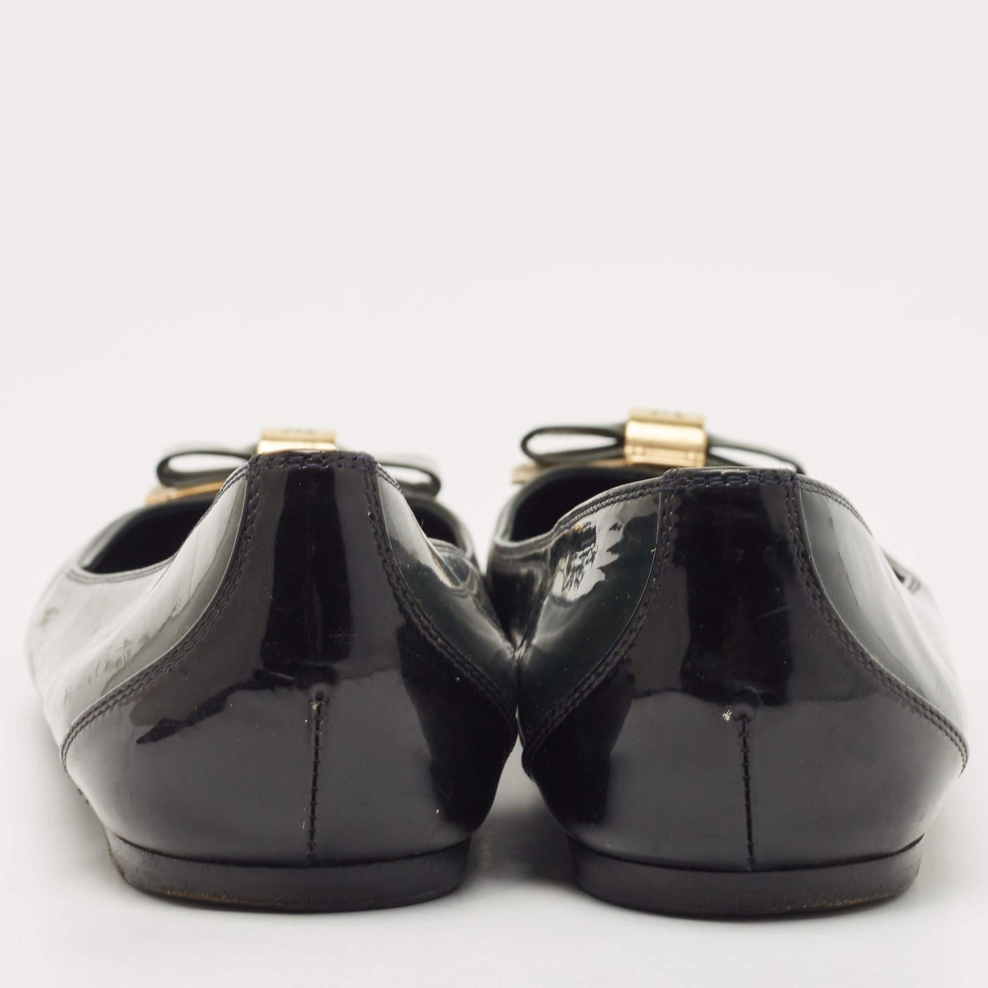 Women's Louis Vuitton Dark Green Patent Leather Ballet Flats Size 38.5