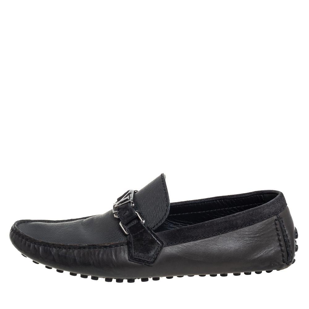 Loafers like these ones from Louis Vuitton are worth every penny because they epitomize both comfort and style. Crafted from suede and leather, the Hockenheim loafers carry neat stitch detailing and the signature LV on the uppers. Complete with