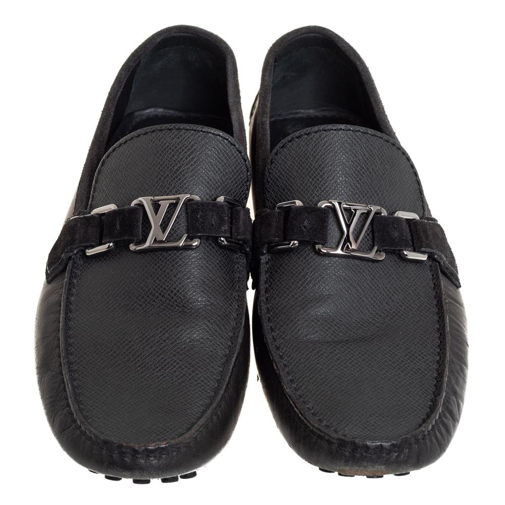 Louis Vuitton Dark Grey/Black Leather & Suede Hockenheim Slip On Loafer Size40.5 In Fair Condition In Dubai, Al Qouz 2
