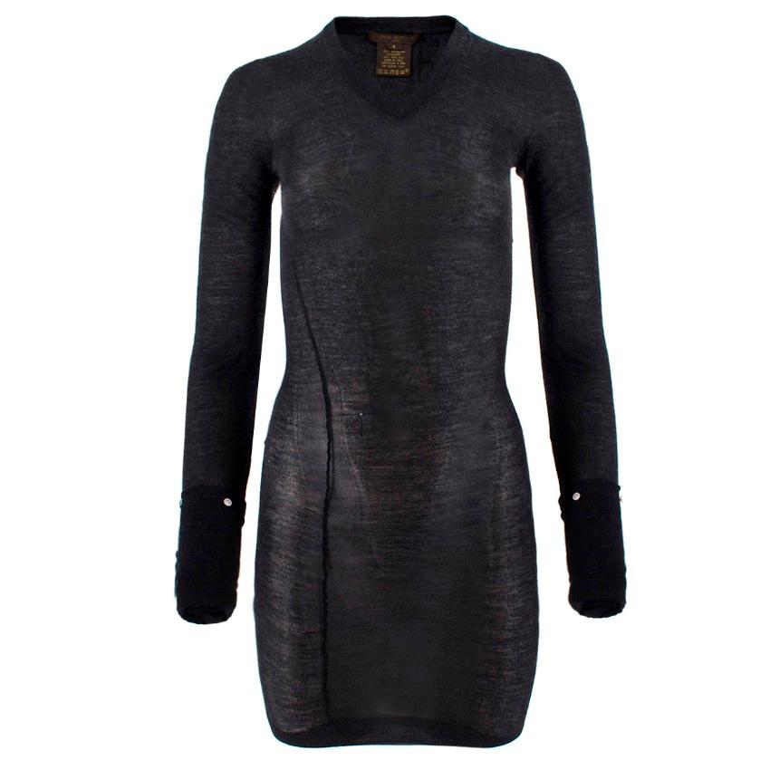 Louis Vuitton Dark Grey Cashmere Blend Long-Sleeved Dress.

- 70% Cashmere / 30% silk Really lightweight, sheer and soft
- Over exaggerated long sleeves, with the option of wearing them ruched
- V-neck 
- Ribbed neck, cuffs & hem
- Stretch to