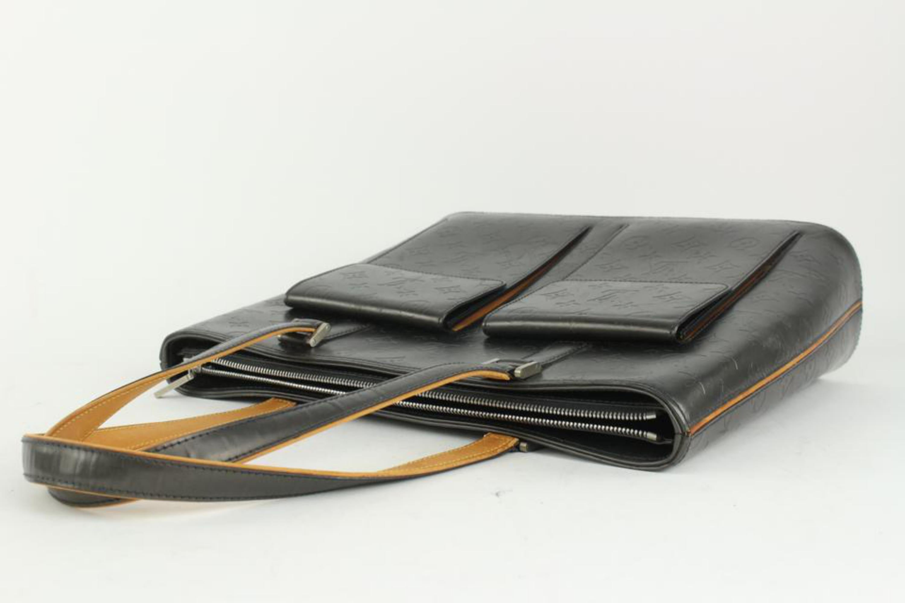Louis Vuitton Dark Grey Monogram Vernis Mat Wilwood Tote Bag 3LV1018 For Sale 1