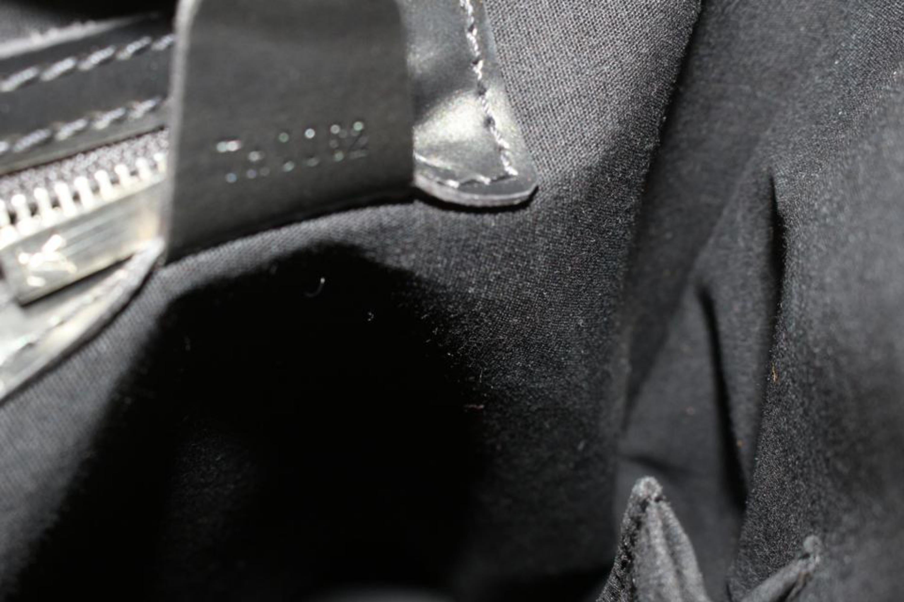 Louis Vuitton Dark Grey Monogram Vernis Mat Wilwood Tote Bag 3LV1018 For Sale 2