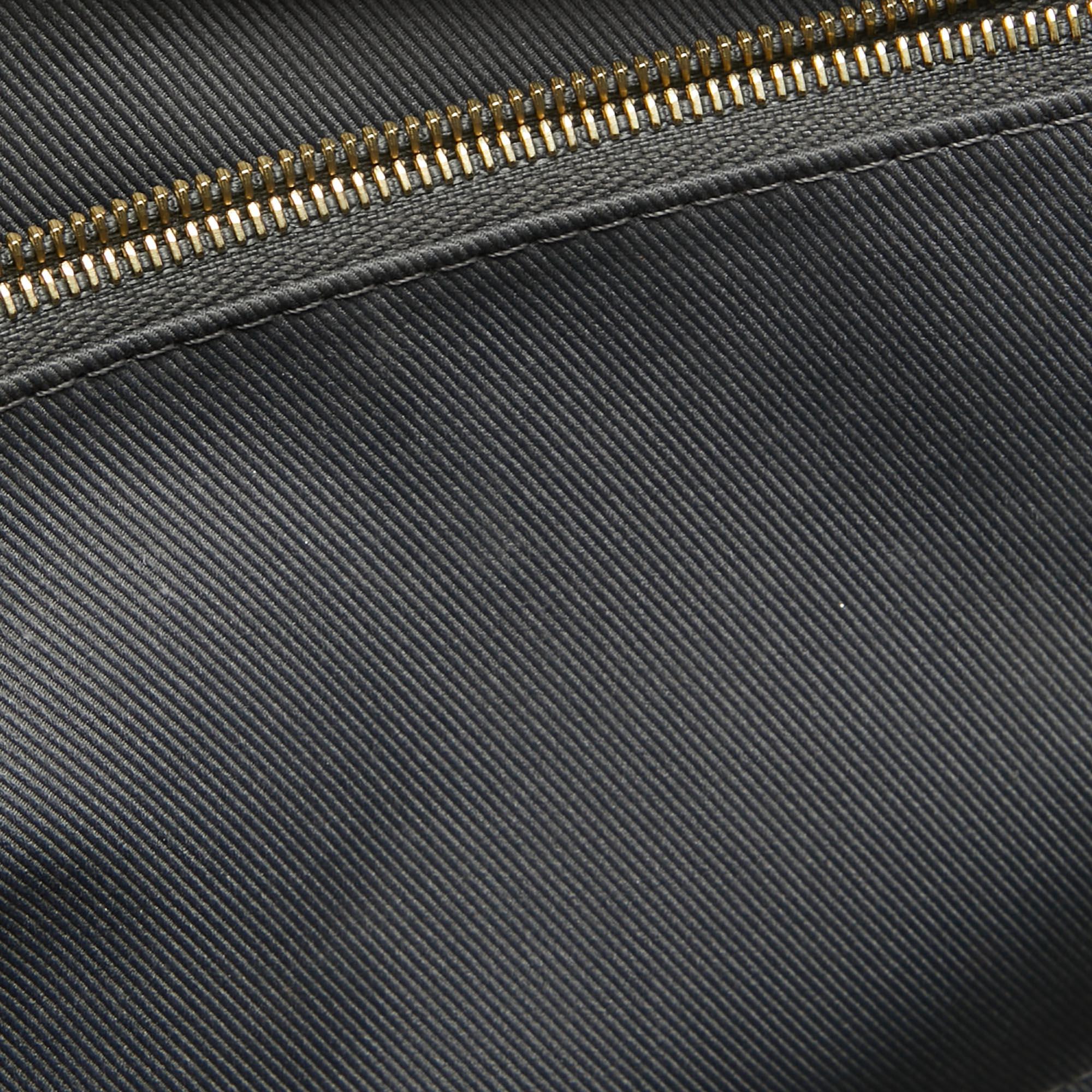 Louis Vuitton Dark Grey Ornate Debossed Leather Soft Trunk Wearable Wallet For Sale 10
