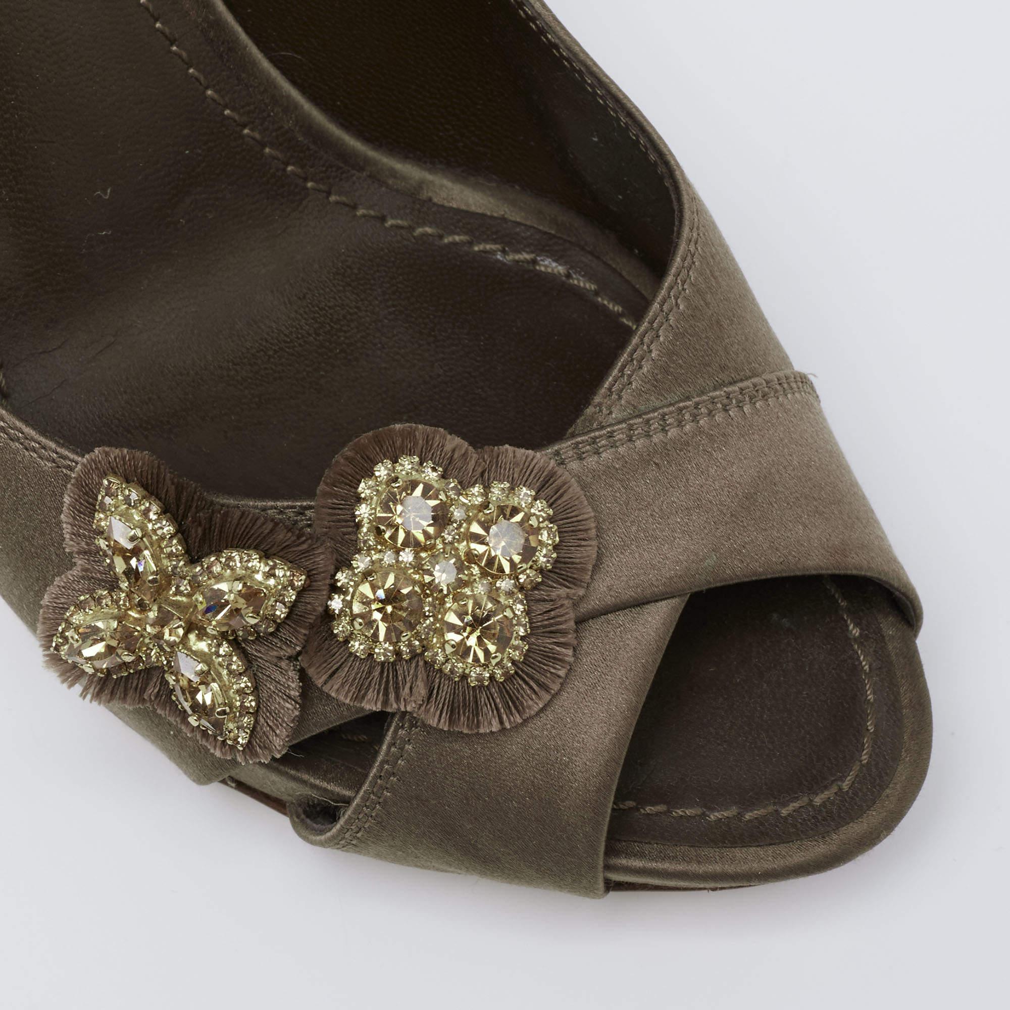 Louis Vuitton Dark Olive Green Satin Athen Open-Toe Pumps Size 38 1