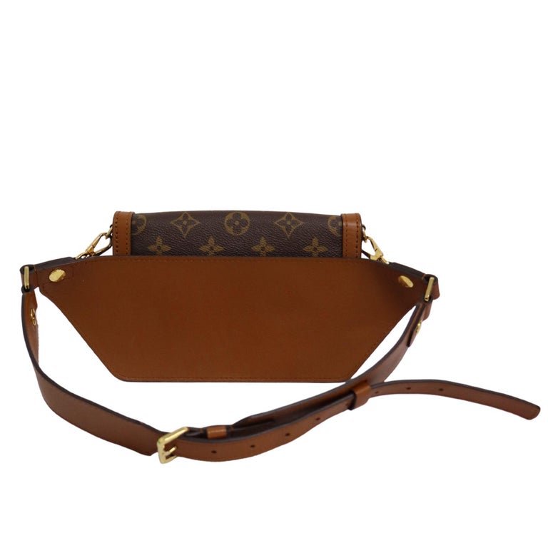 Louis Vuitton Dauphine Monogram Belt Bag In Good Condition For Sale In Amman, JO