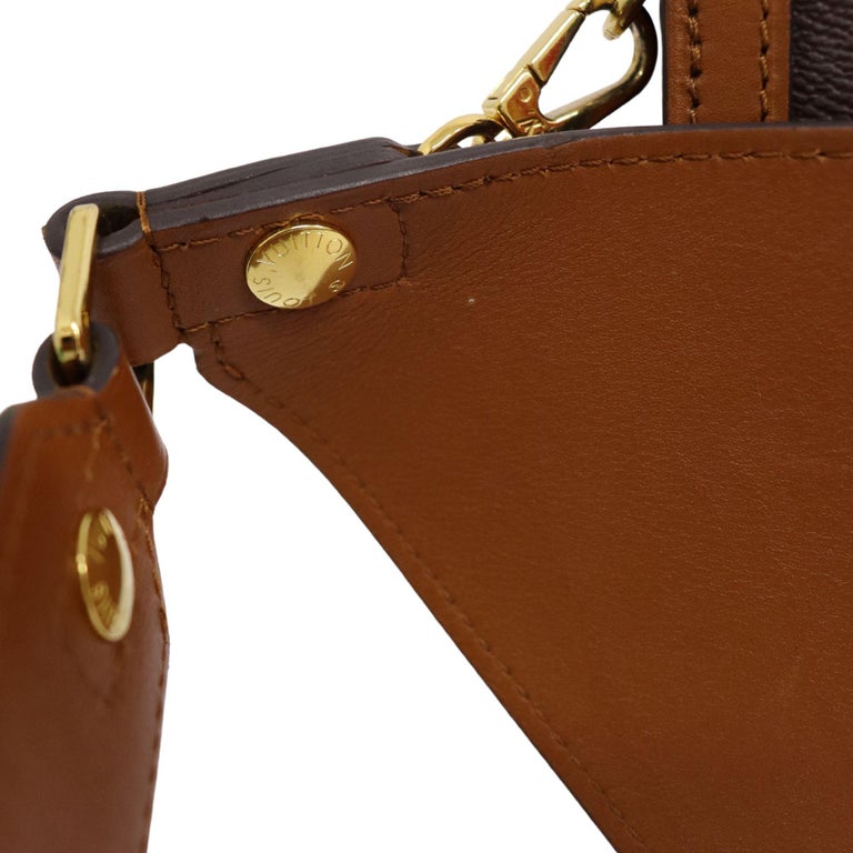 Louis Vuitton Dauphine Monogram Belt Bag For Sale 3