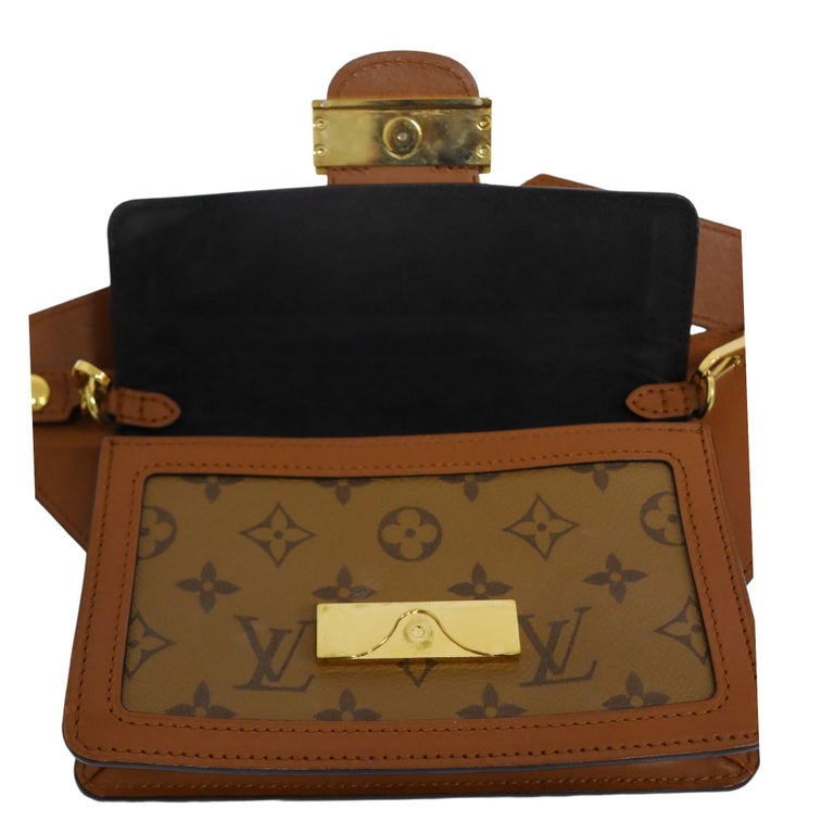 Louis Vuitton Dauphine Monogram Belt Bag For Sale 4