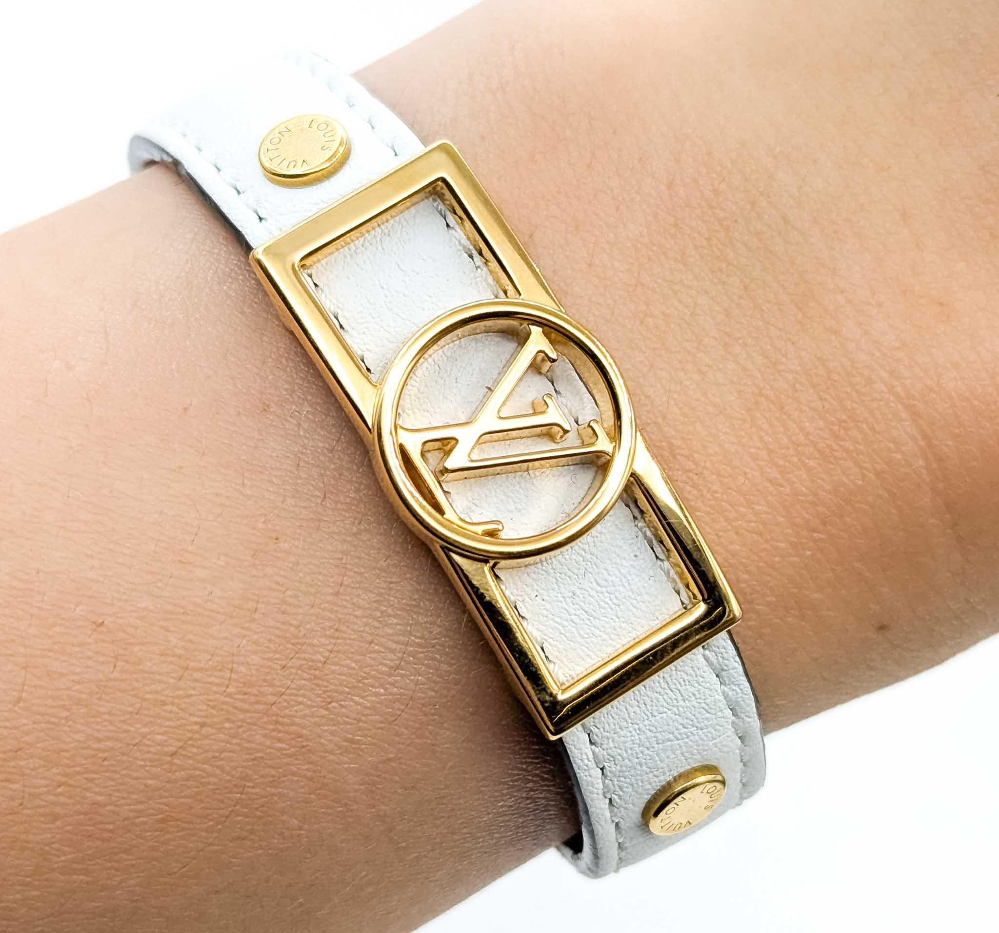 Louis Vuitton Dauphine Monogram Bracelet In Excellent Condition For Sale In Bloomington, MN