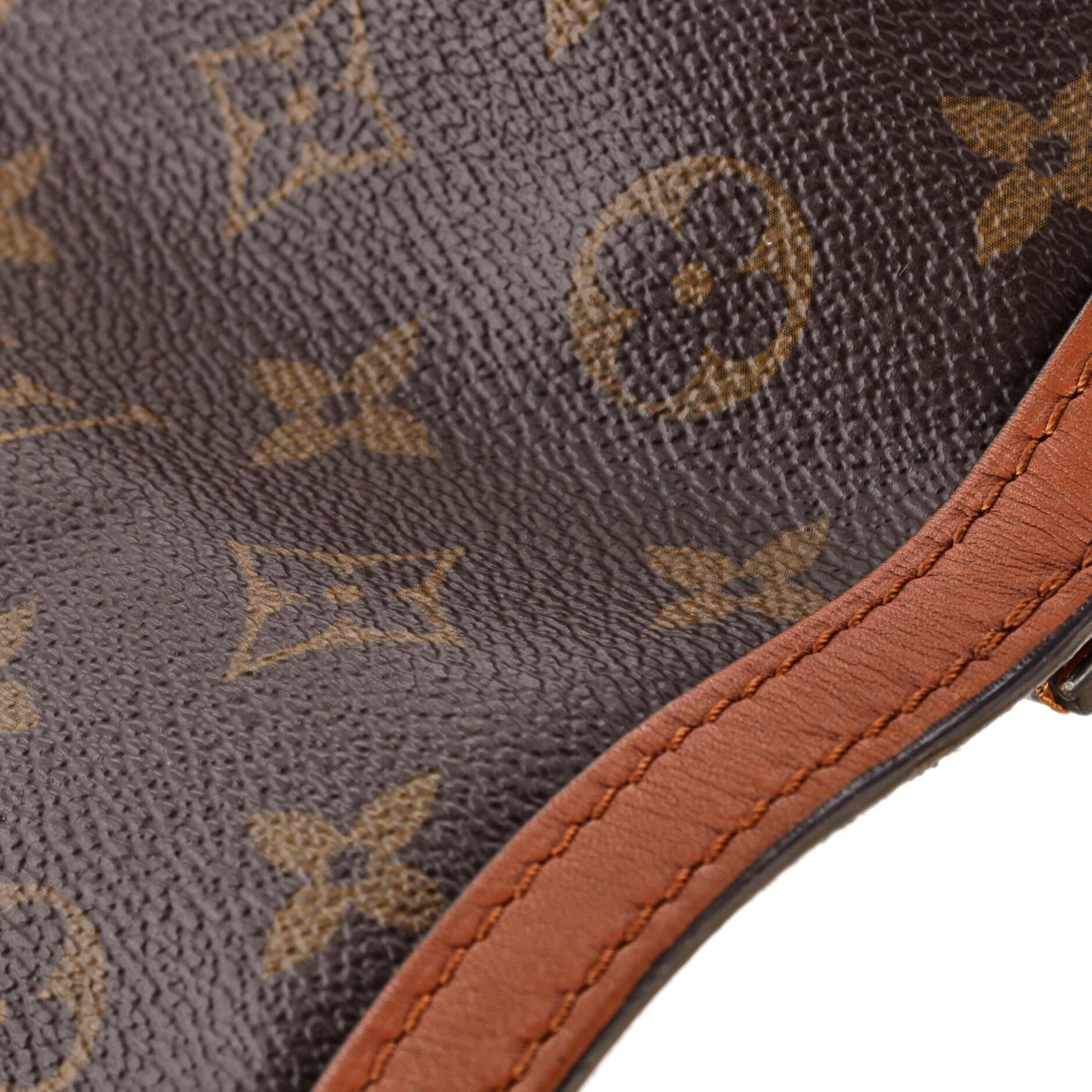Louis Vuitton Dauphine Shoulder Bag Reverse Monogram Canvas MM 4