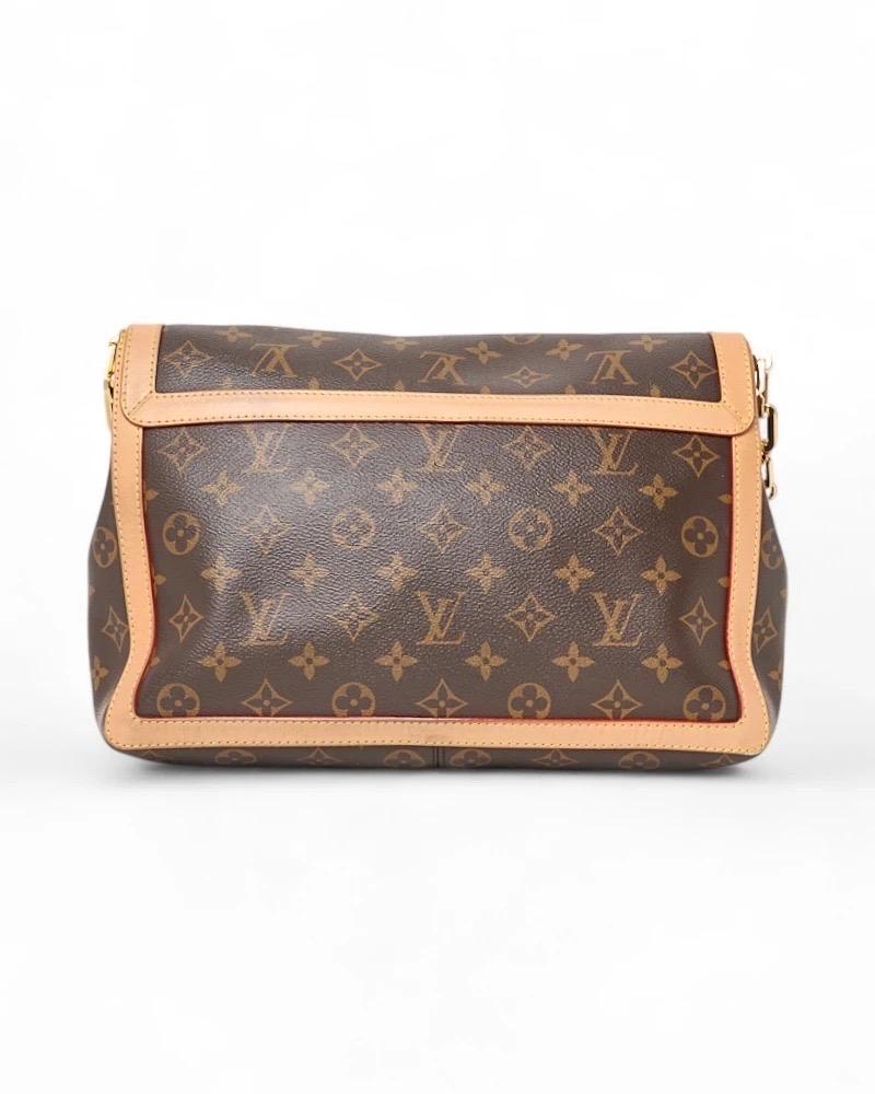 Louis Vuitton Dauphine Soft GM Monogram Borsa a spalla For Sale 1