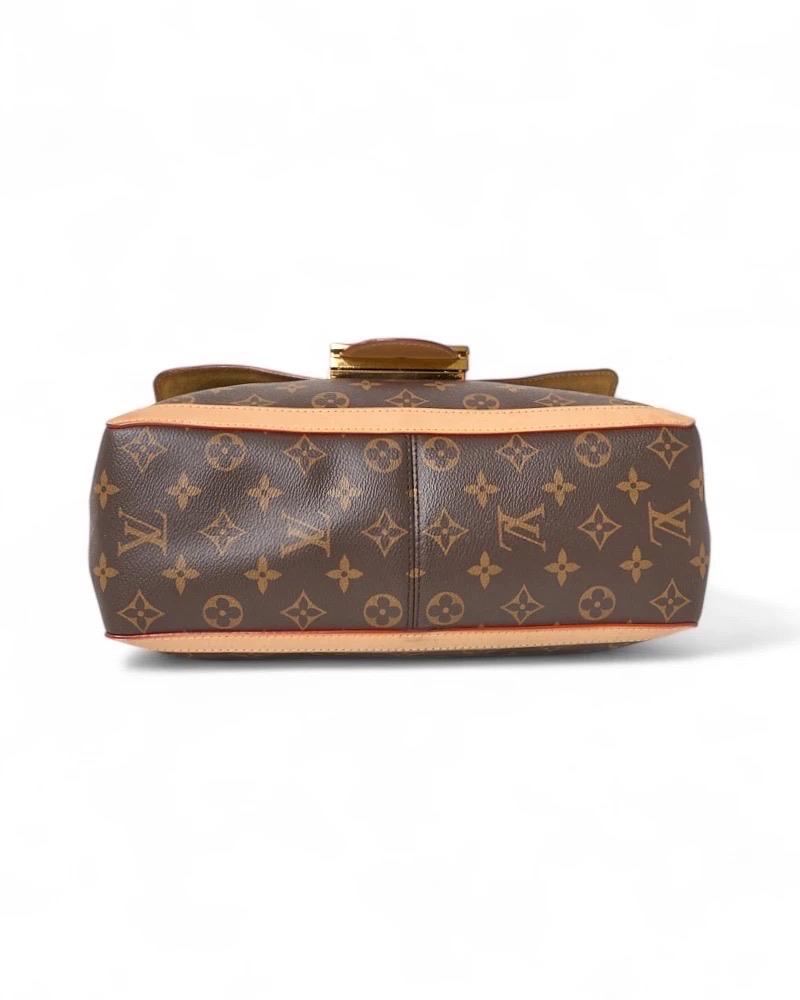 Louis Vuitton Dauphine Soft GM Monogram Borsa a spalla For Sale 3