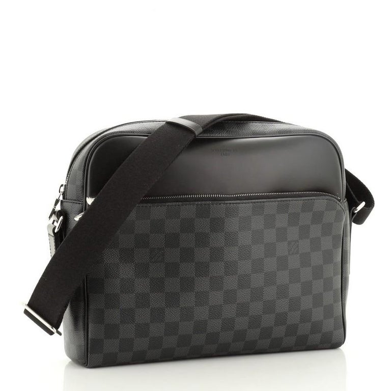 Louis Vuitton Reporter Dayton Damier Graphite MM Black/Grey in