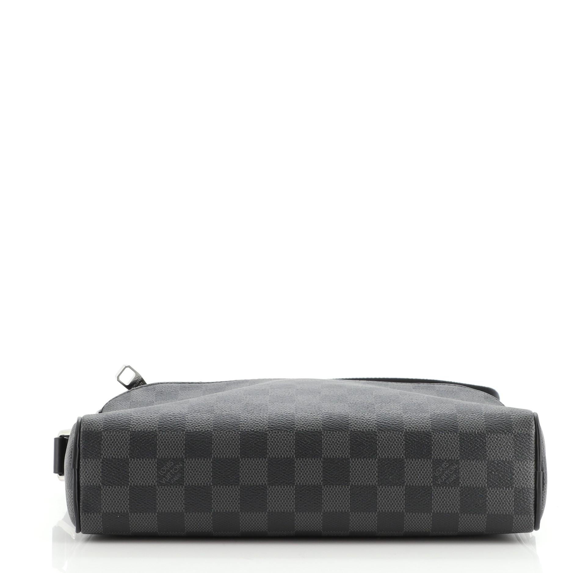 Louis Vuitton Dayton Reporter Damier Graphite PM In Good Condition In NY, NY